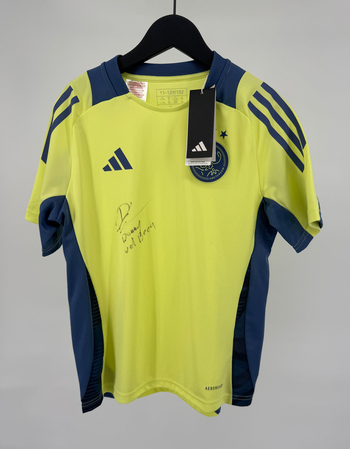 Ajax Voetbalshirt Adidas Geel met Handtekening Donny van de Beek Maat 146 / 152