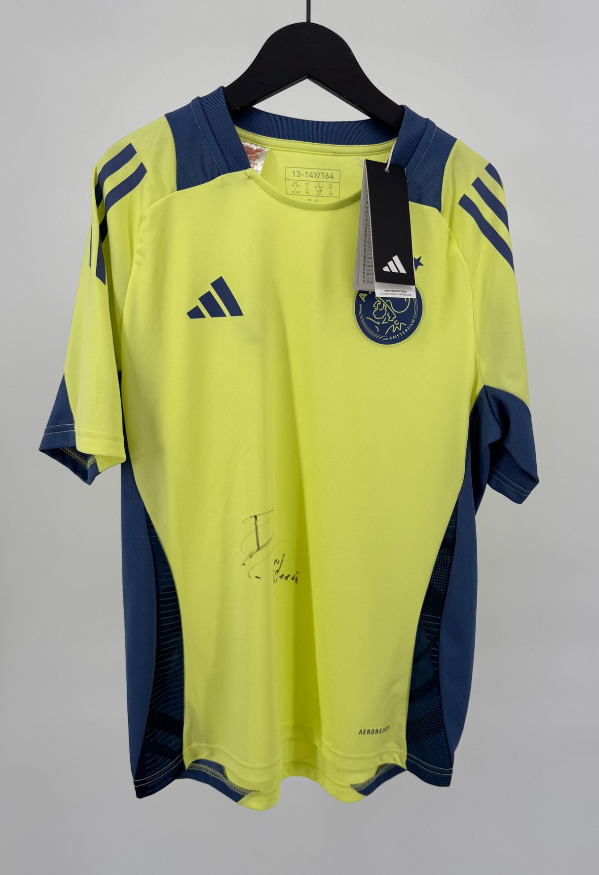 Voetbalshirt Adidas Geel met Handtekening Donny van de Beek Maat 158 / 164