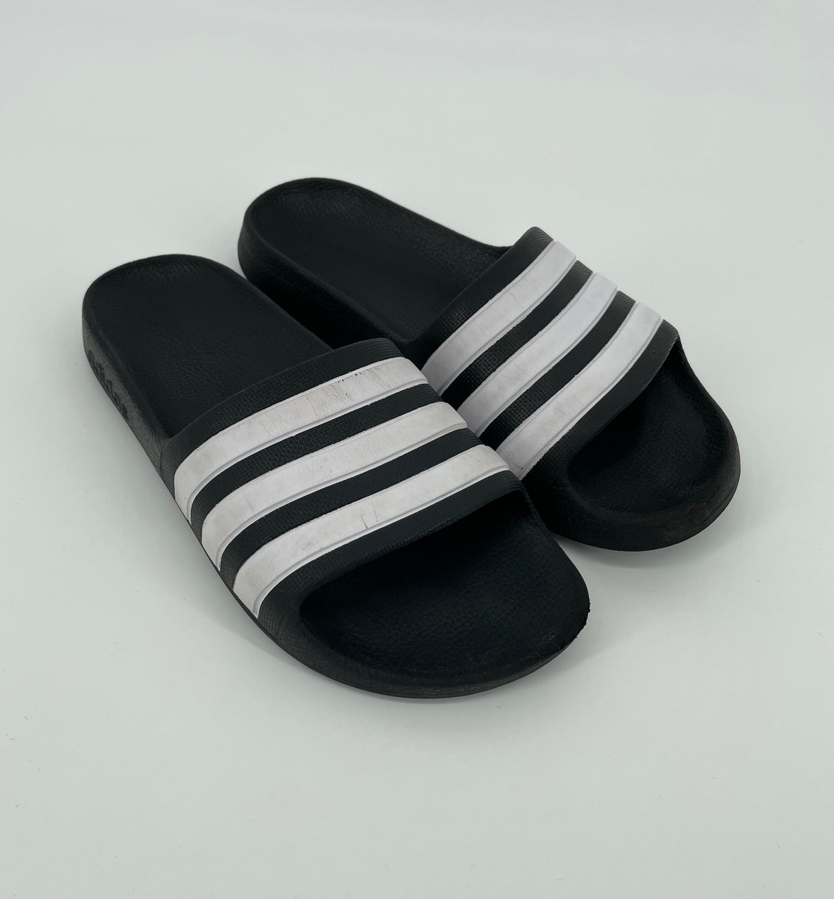 Badslippers Zwart Maat 35