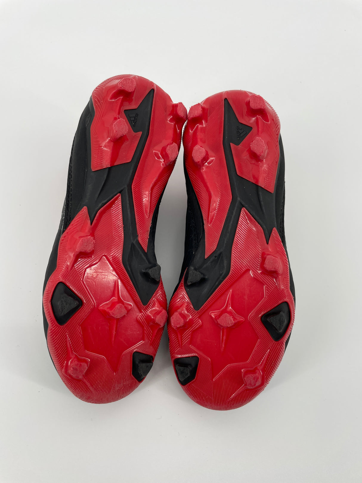 Predator Voetbalschoenen Zwart Rood Maat 30