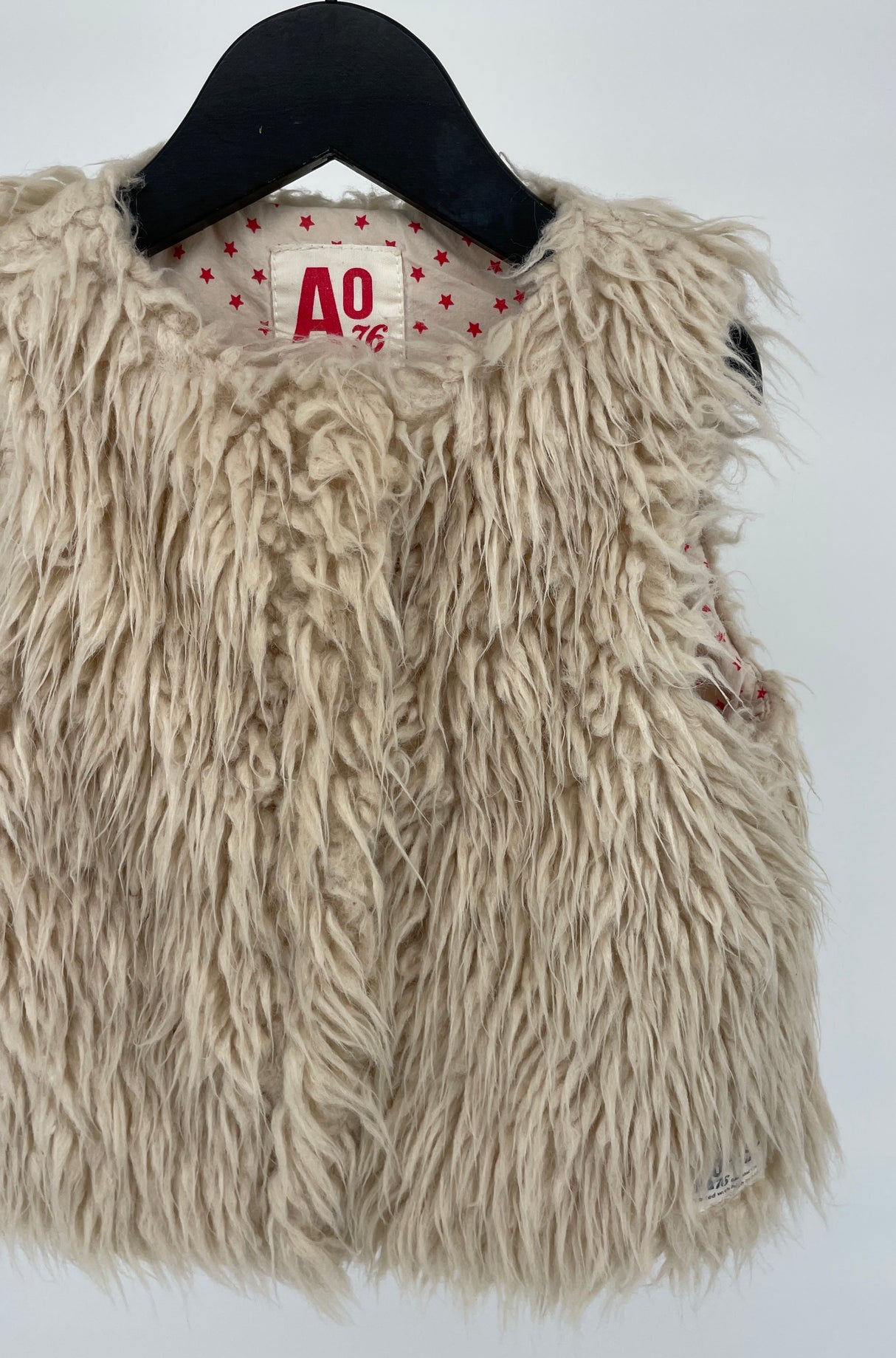 Bodywarmer Beige Faux Fur Maat 104