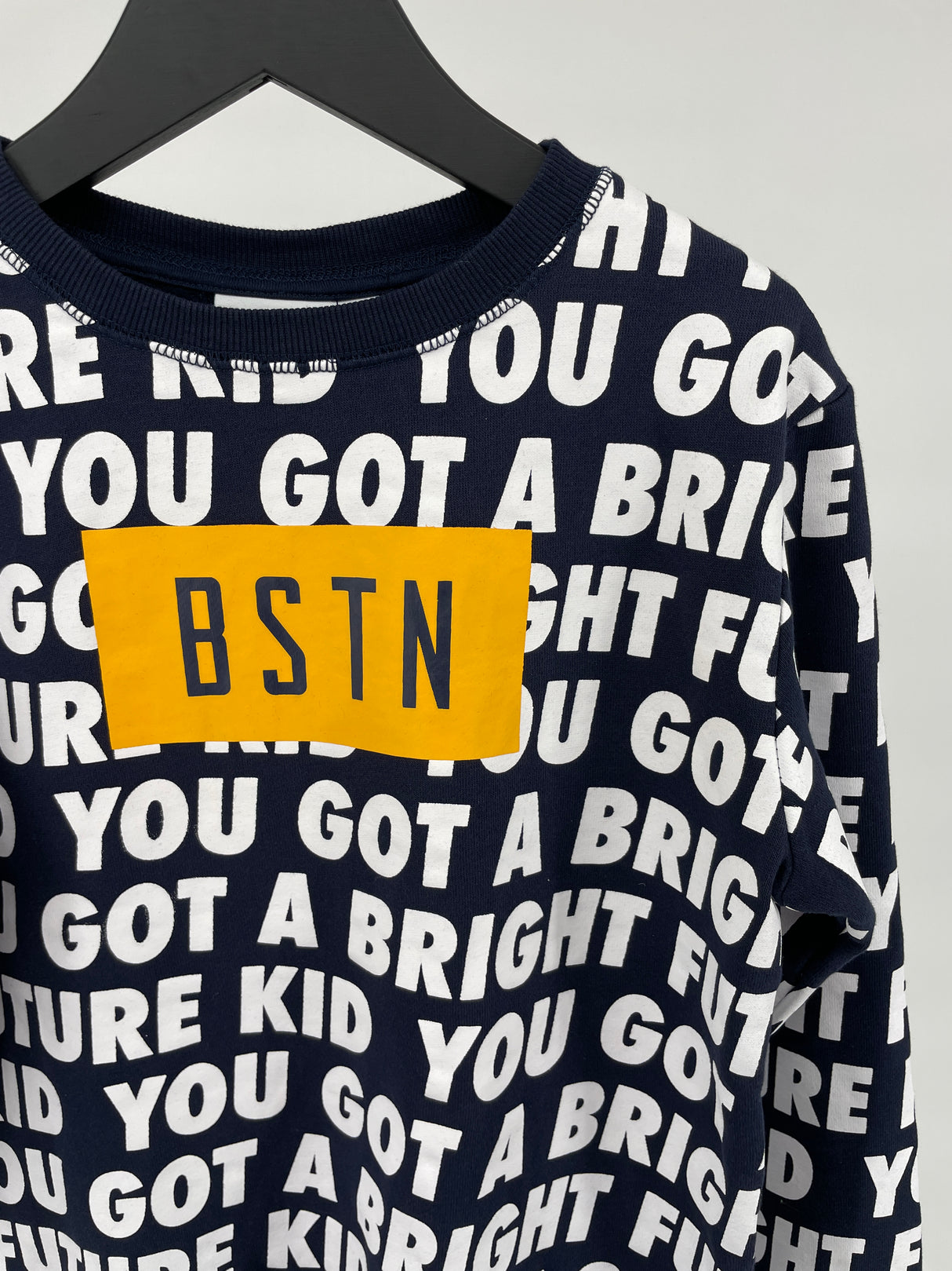 Trui Donkerblauw Letters Bright Future Maat 134 / 140