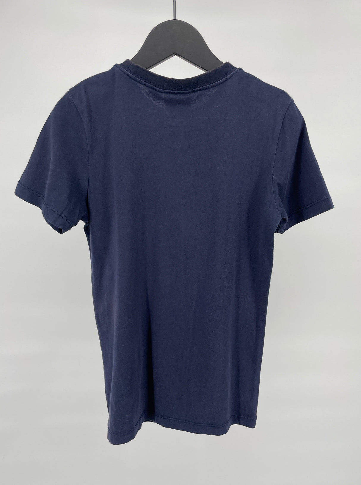 T-shirt Donkerblauw Wit Logo Maat 128 / 134