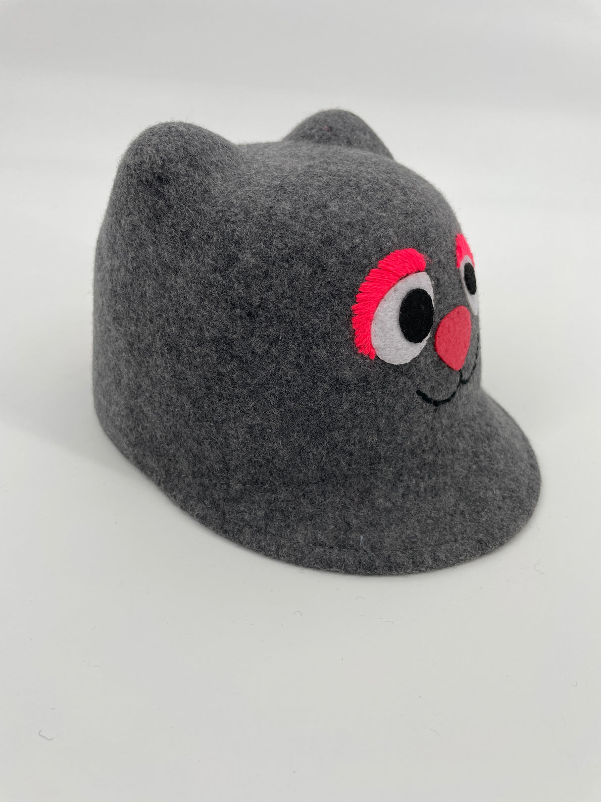 Hoedje Wol Grijs met Kattenkop Maat 4 - 8 Jaar