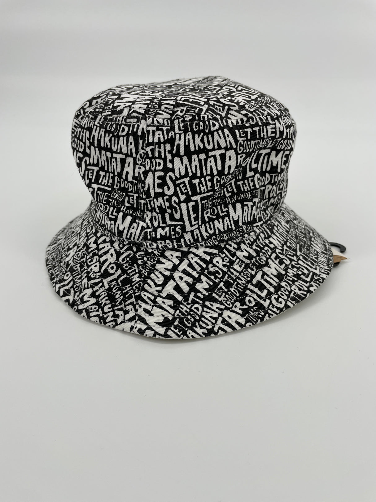 Vissershoedje Zwart Wit Letters Maat 4 - 8 Jaar