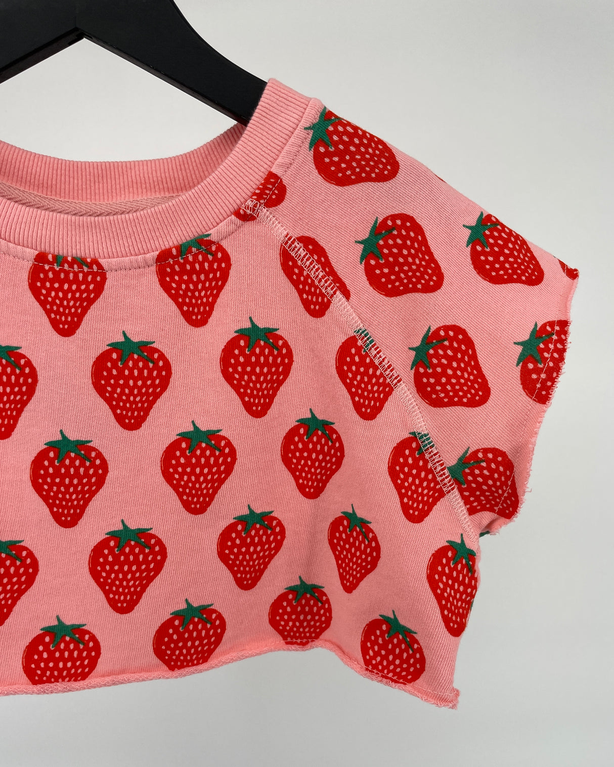 Cropped Top Roze Aardbeien