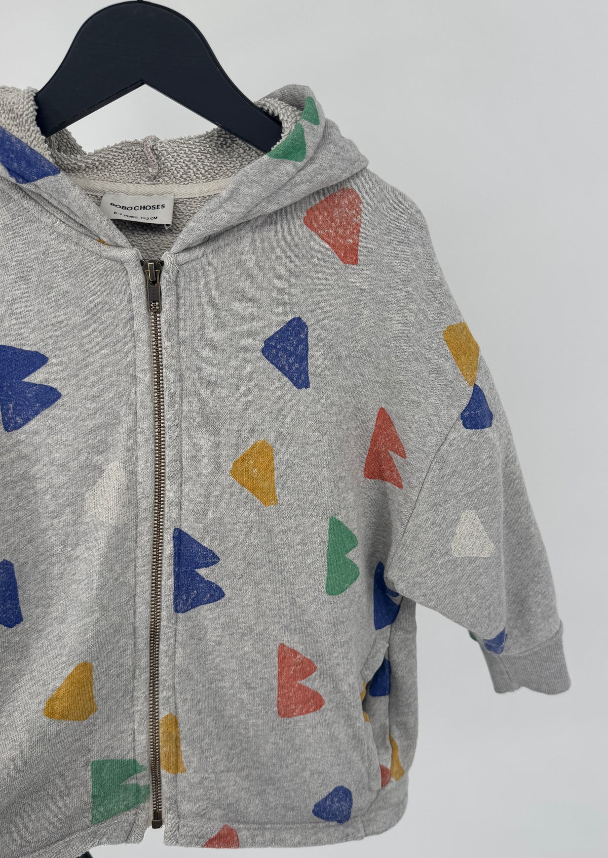 Vest Capuchon Grijs Multi Color Vormen Print Maat 116 / 122