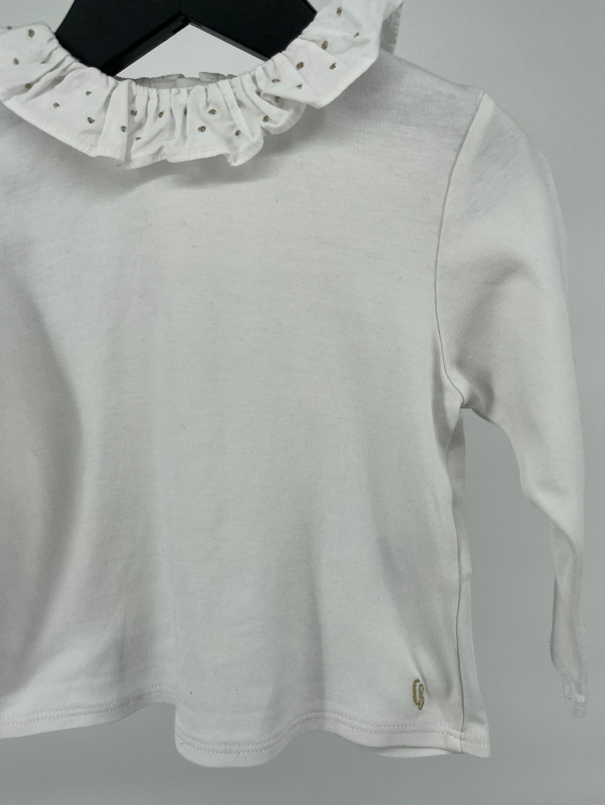 Top Lange Mouwen Wit Roesjes Kraag Maat 74