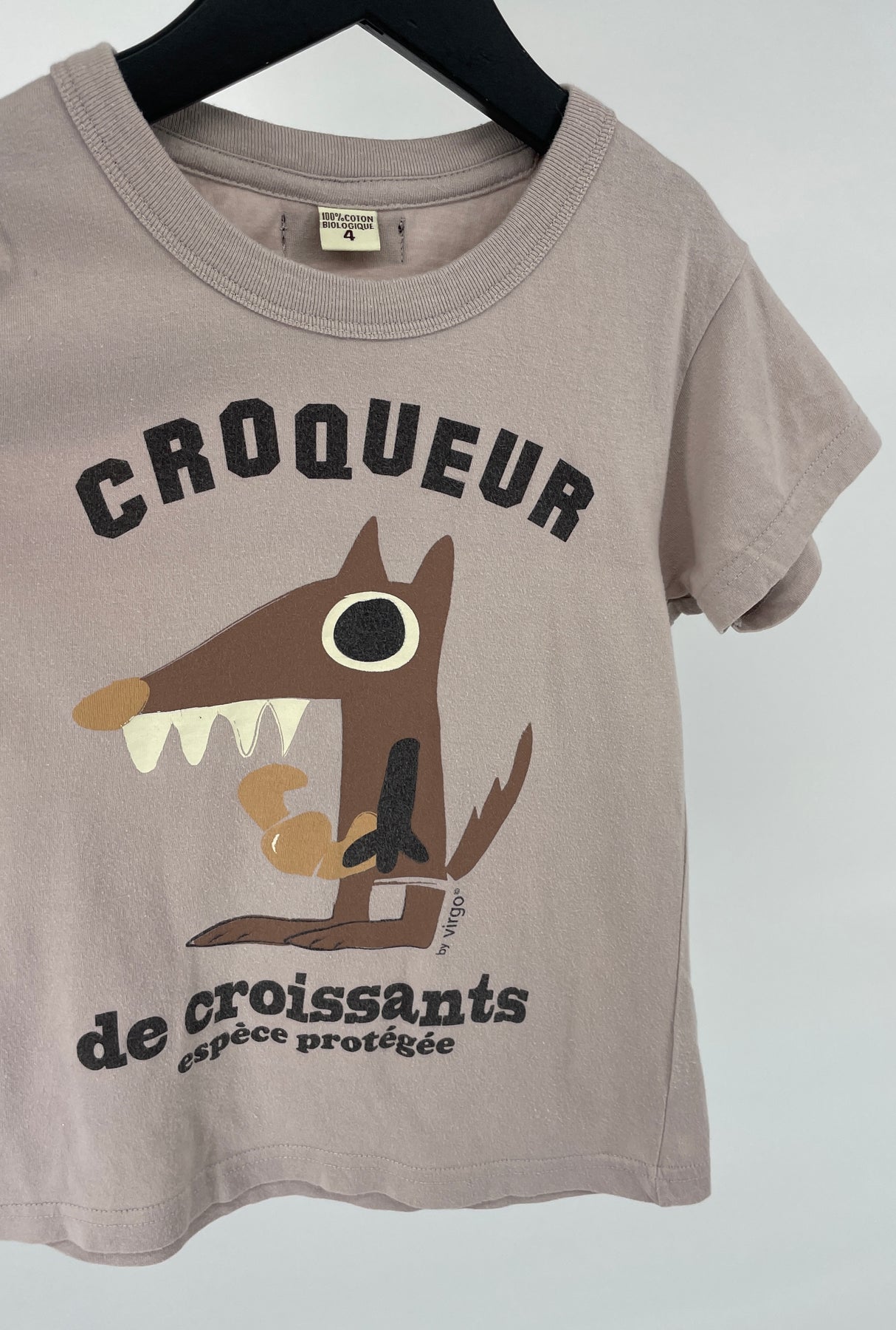 T-shirt Beige Croqueur de Croissants Maat 104