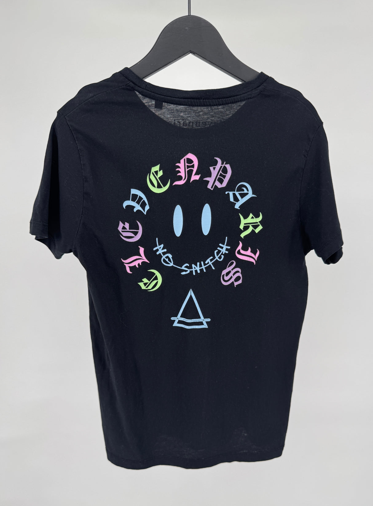 T-shirt Zwart No Snitch Smiley Print Maat 152