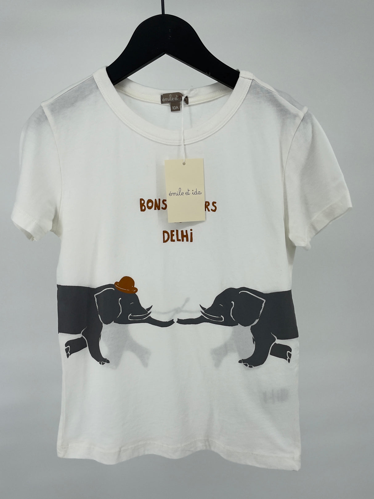 T-shirt Beige Olifanten Maat 140