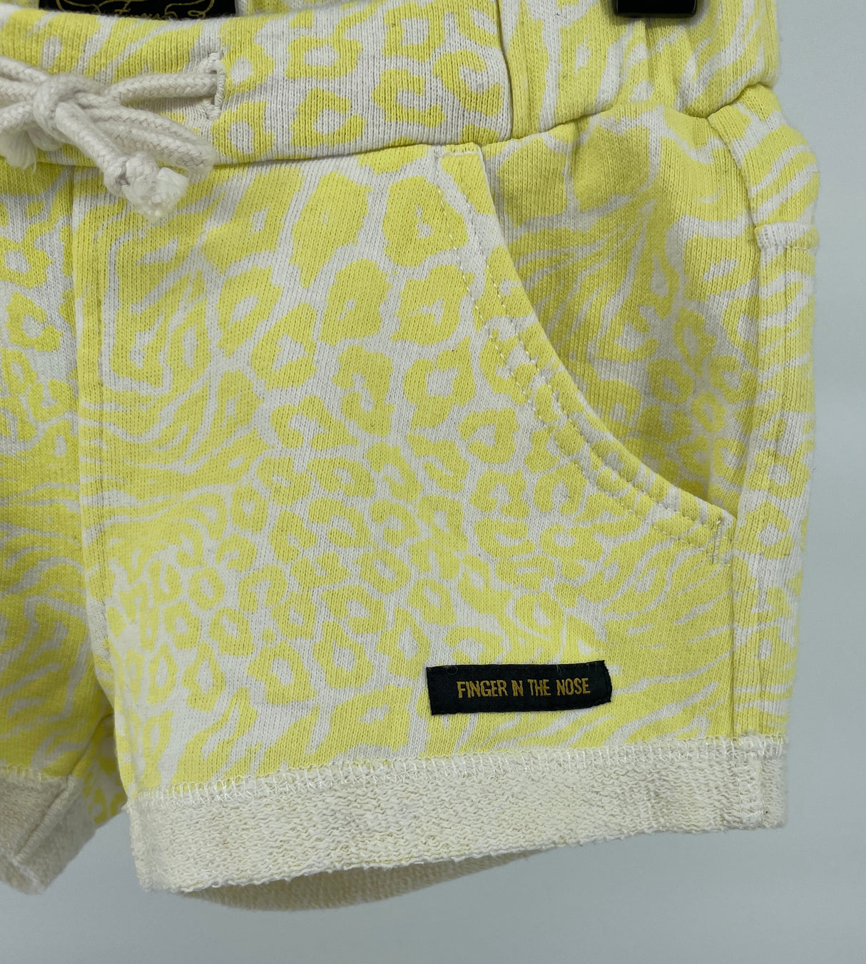 Korte Broek Geel Beige Luipaard Maat 122