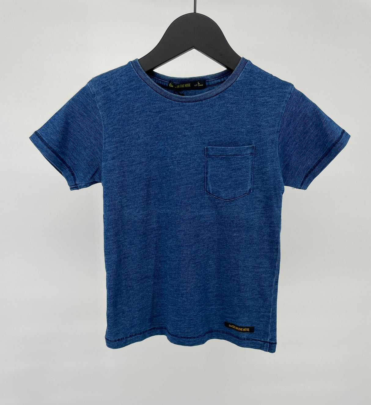 T-shirt Blauw met Zakje Maat 122