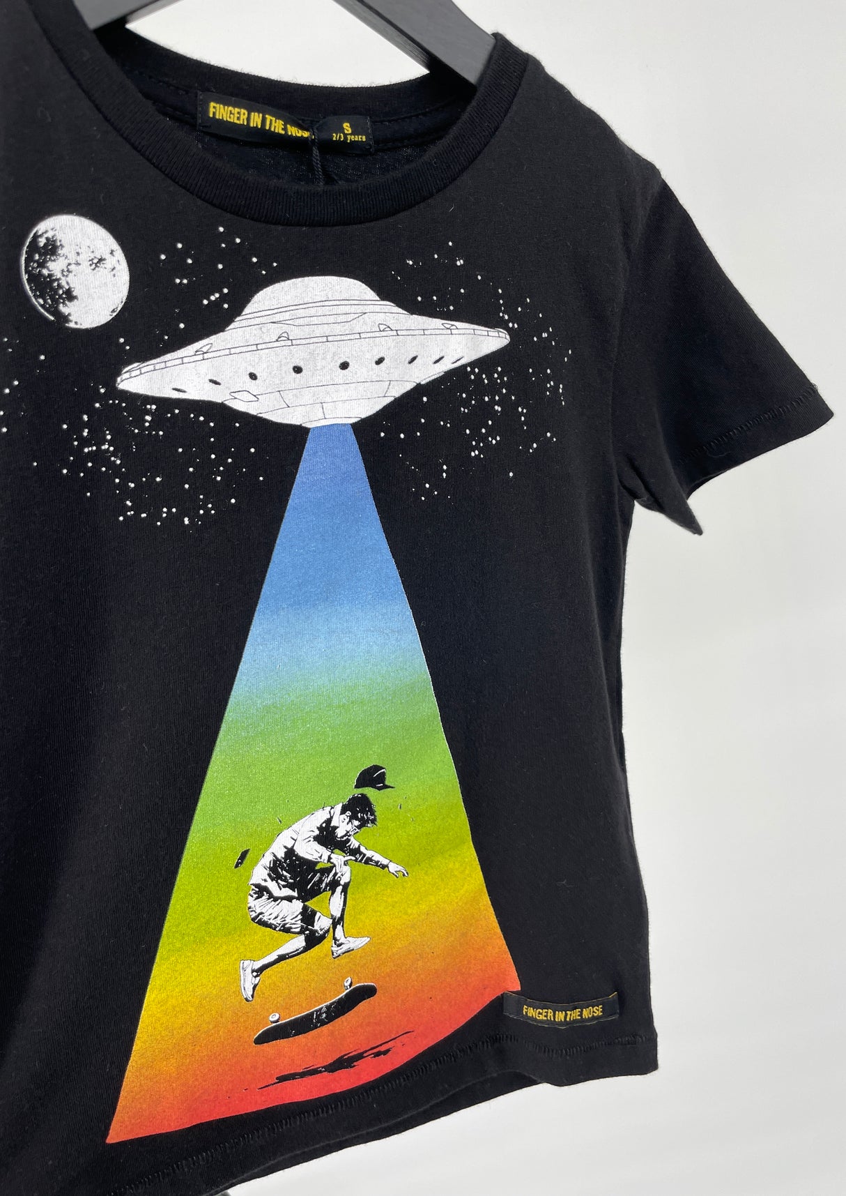 T-shirt Zwart Ufo Maat 92