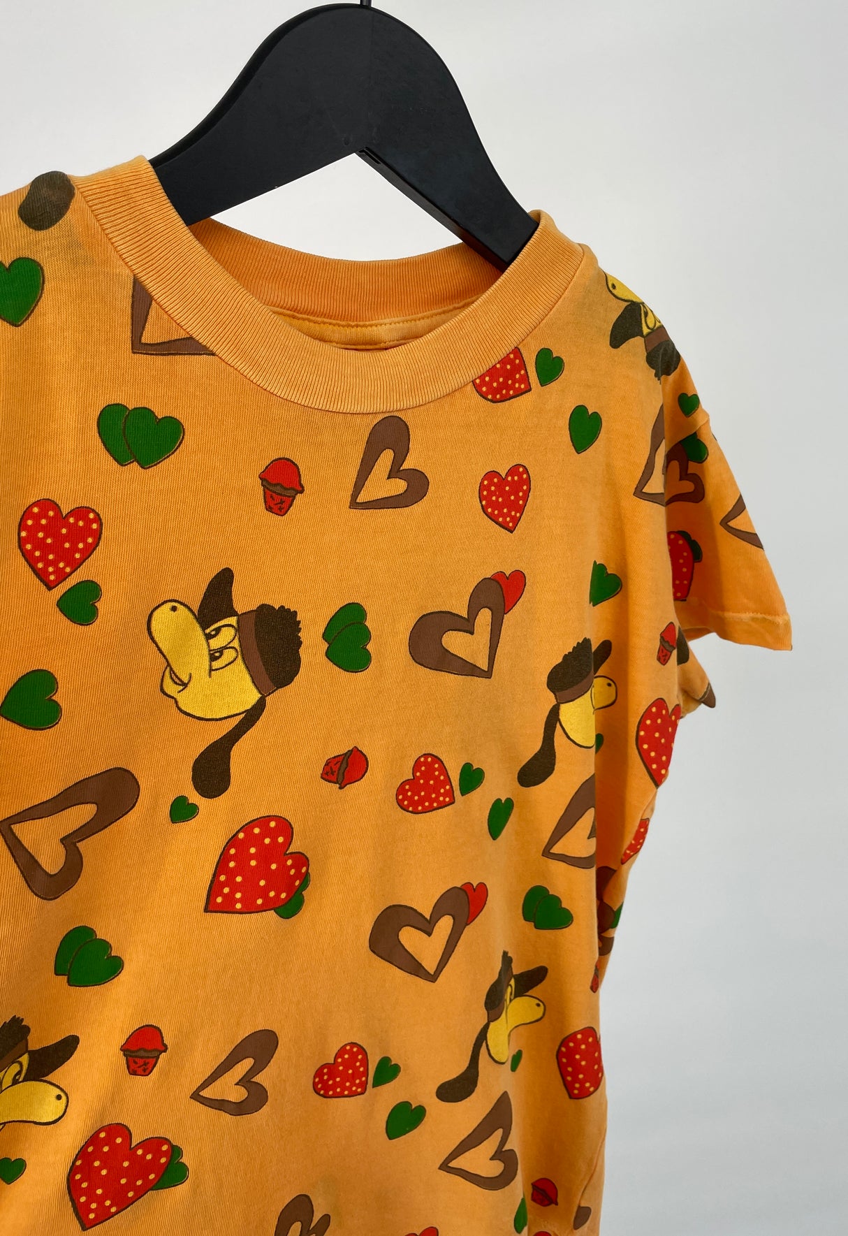 T-shirt Oranje Hartjes Print