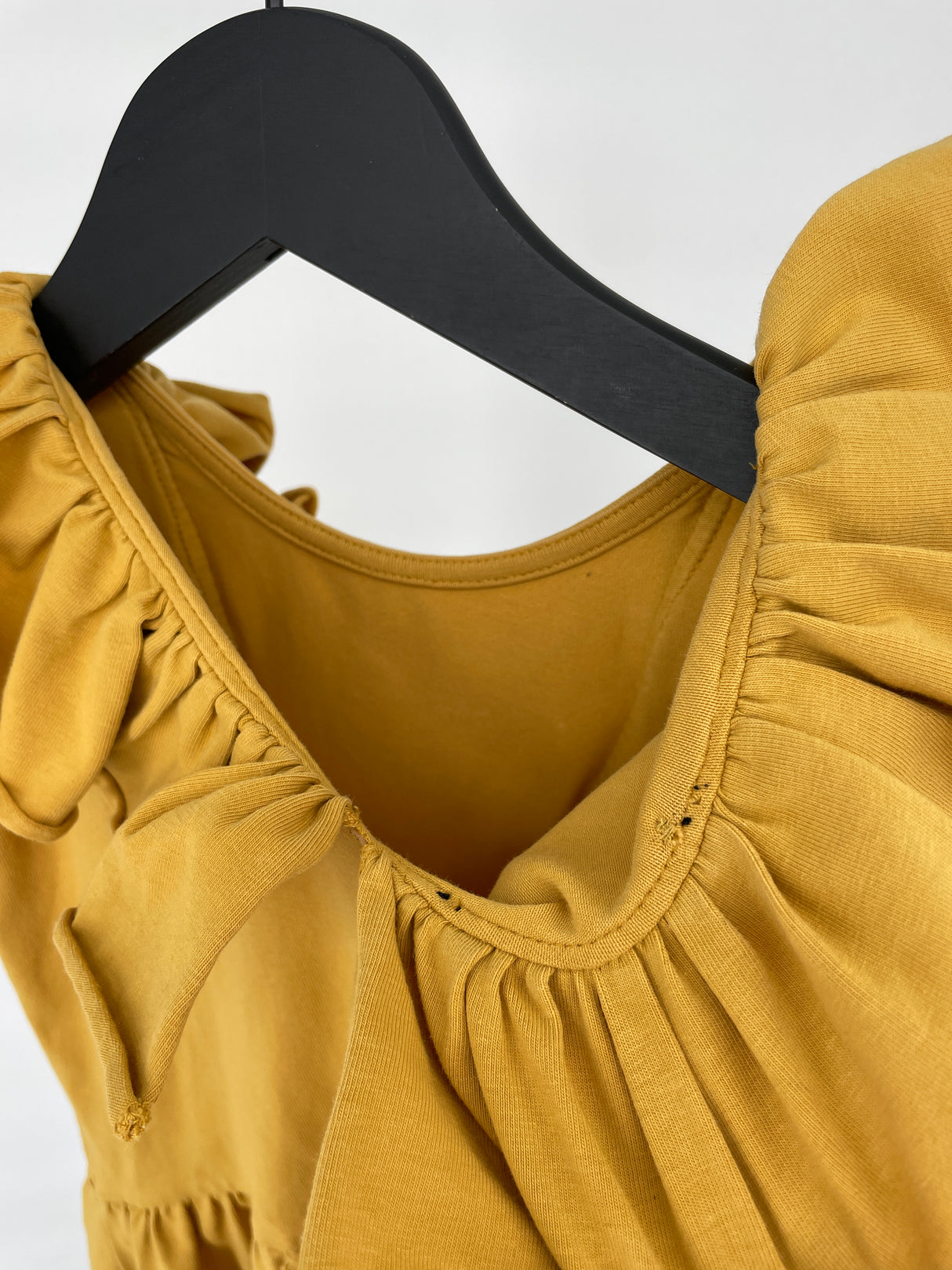 Jurk Geel Mouwloos met Roesjes Maat 110 / 116