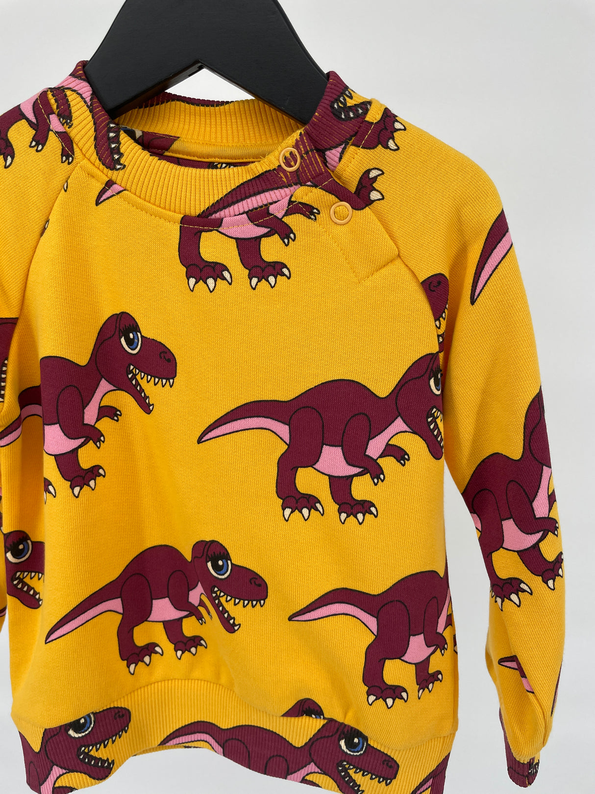 Trui Geel Dino Maat 74