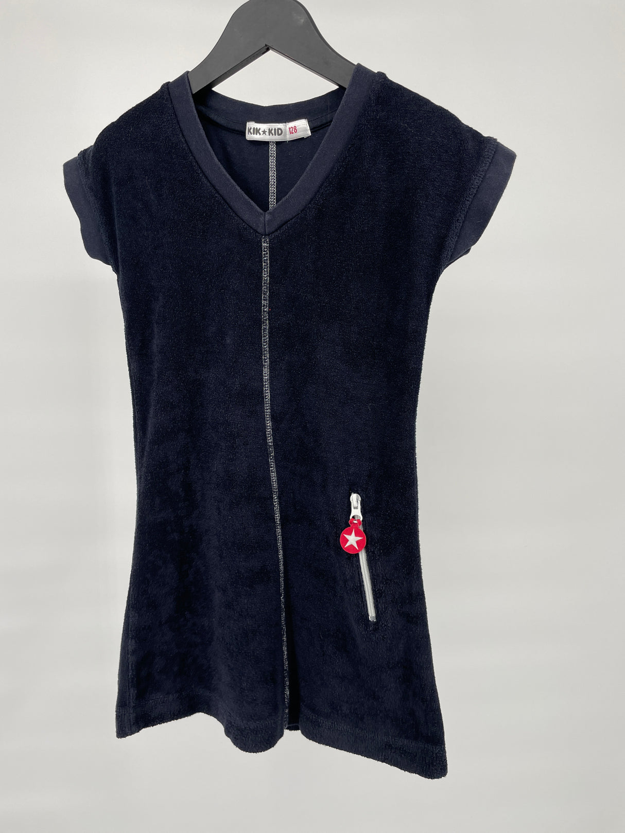 Jurk Zwart Korte Mouw V-Hals Maat 128