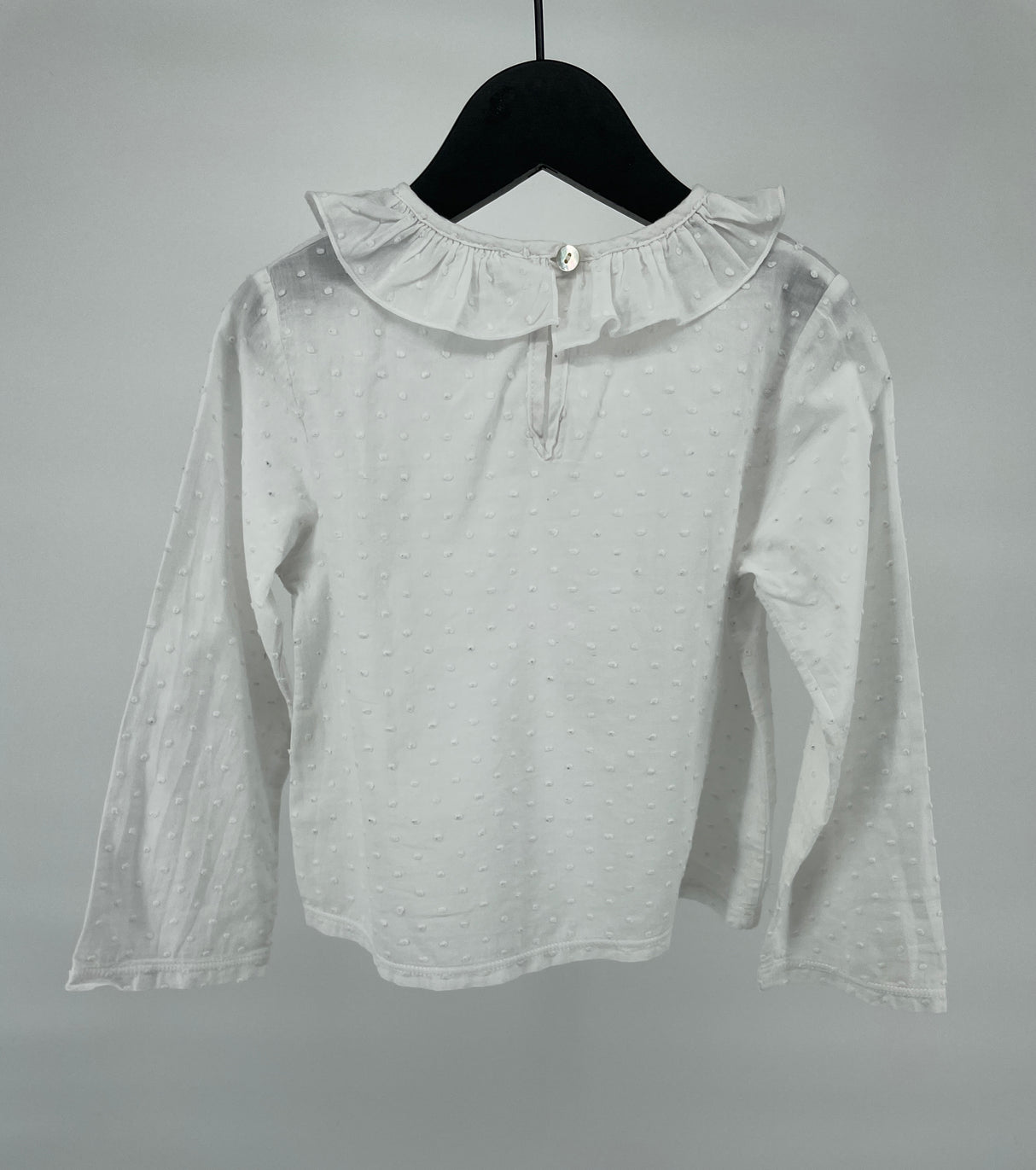 Top Lange Mouw Wit Roesjeskraag Dots Maat 92