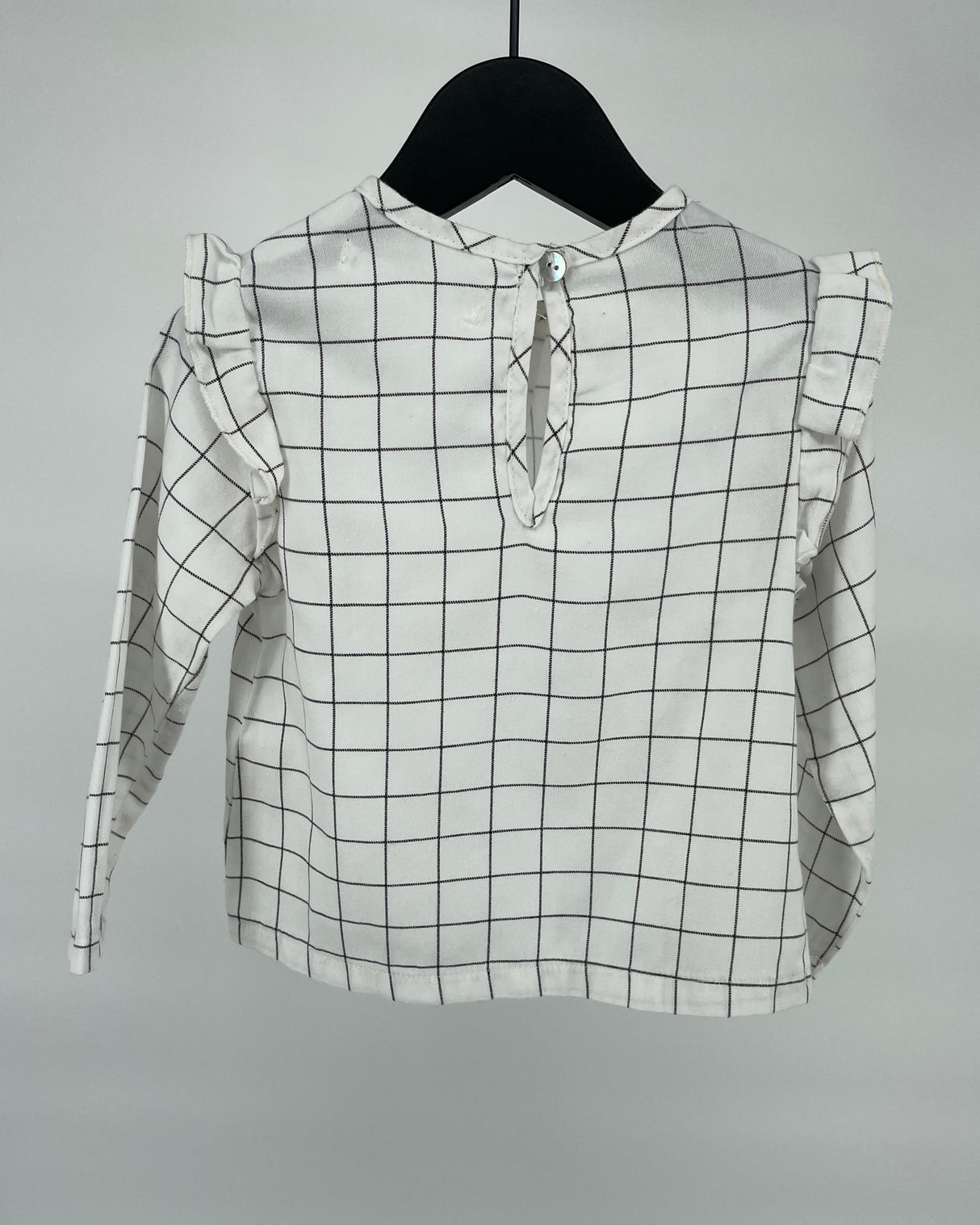 Top Lange Mouwen Wit Zwarte Ruit Roesjes Maat 92