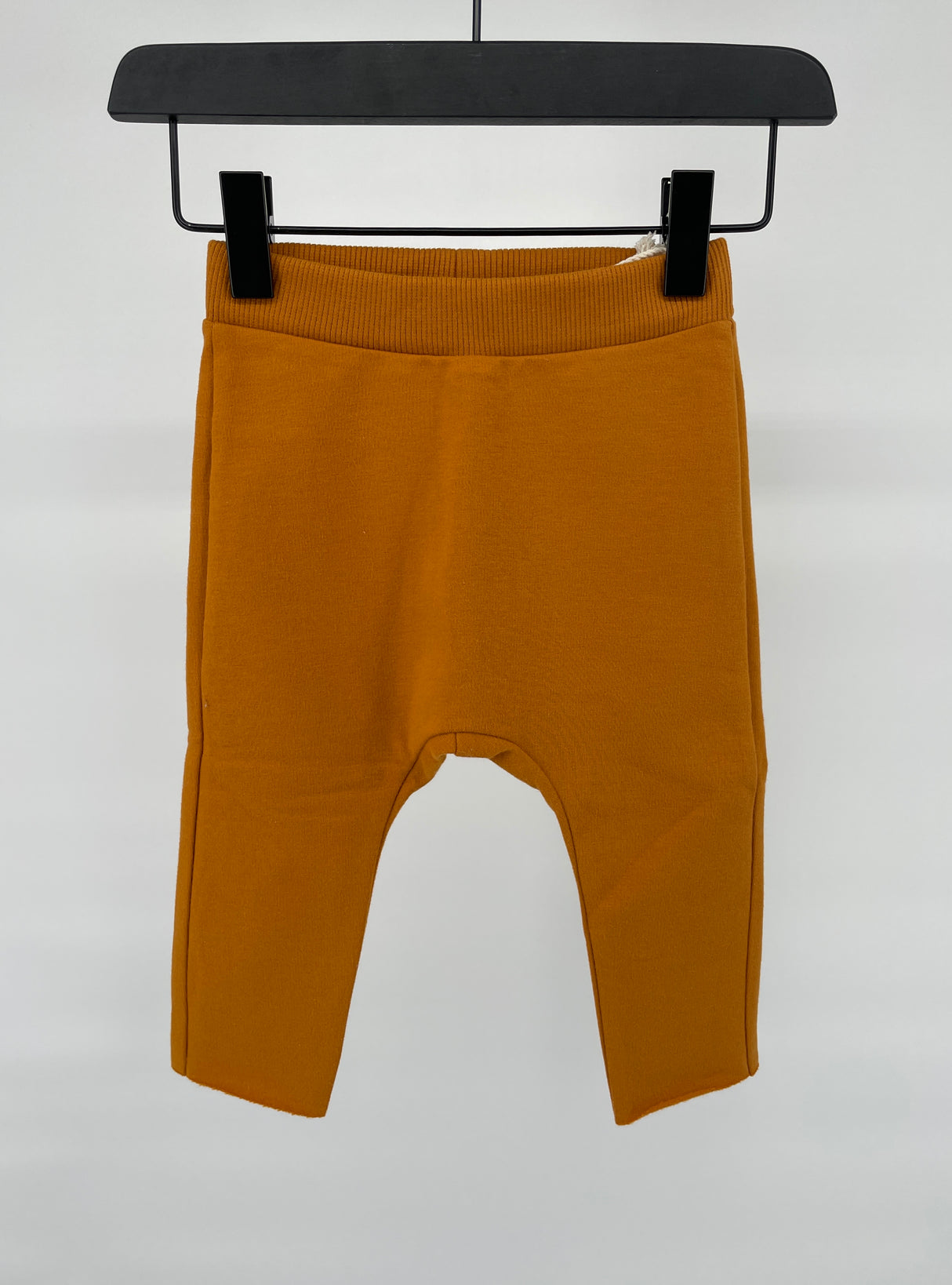 Broekje Oranje Maat 74 / 80