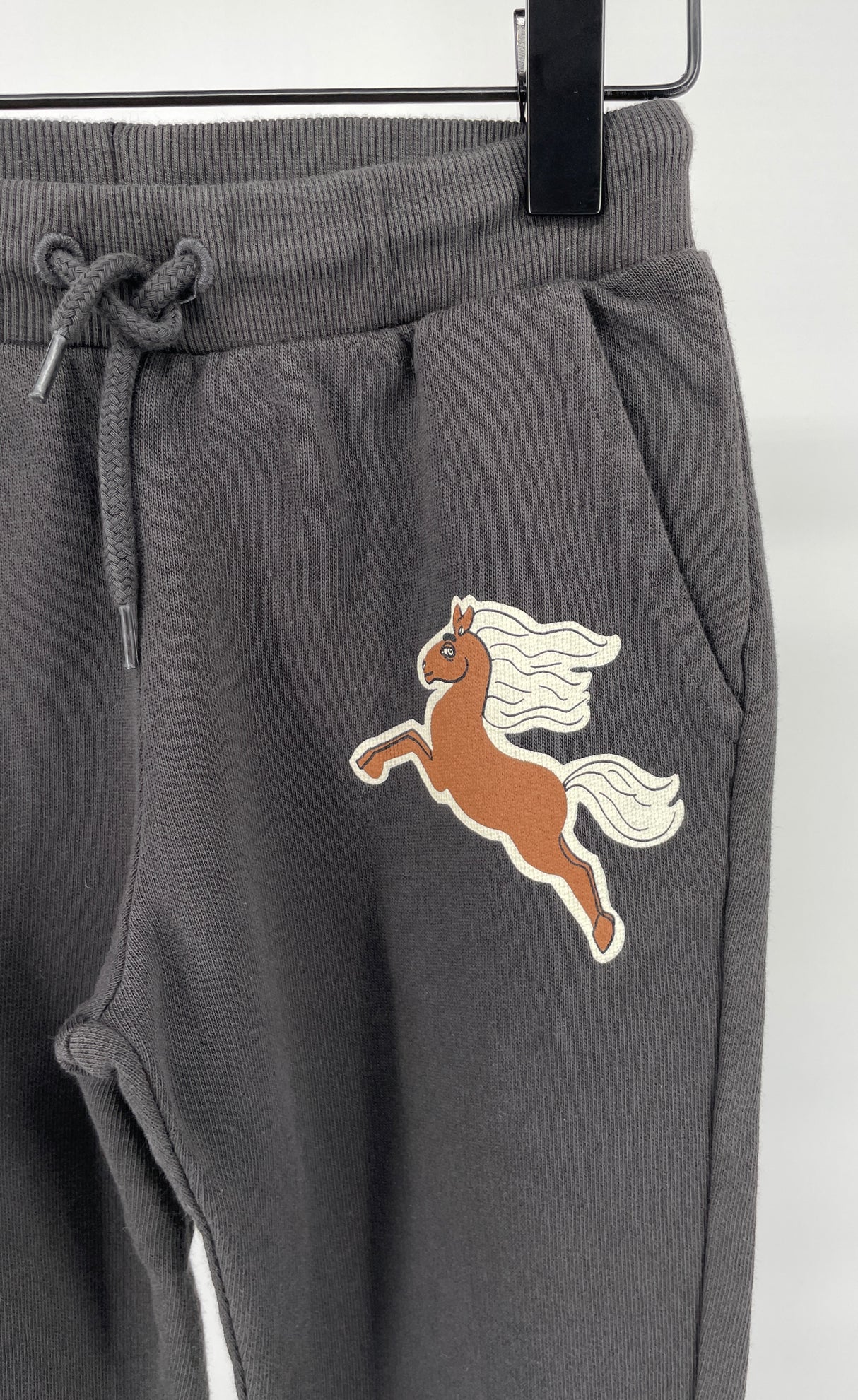 Joggingbroek Zwart Paard Maat 92 / 98