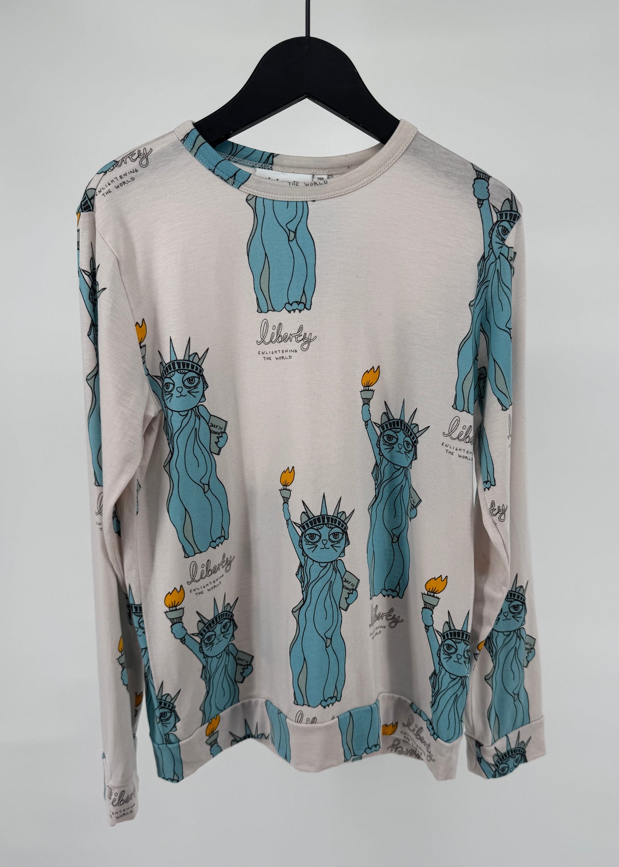 Longsleeve Beige New York Vrijheidsbeeld Print Maat 140 / 146