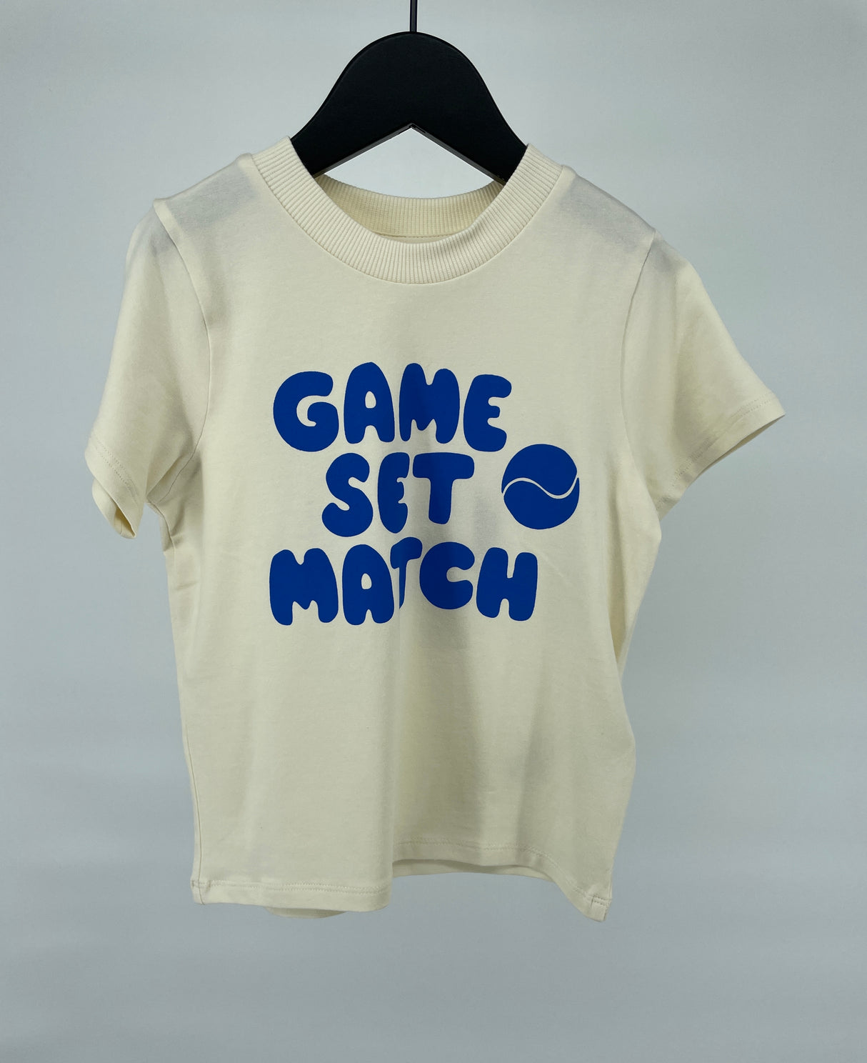 T-shirt Beige Blauw Game Set Match Maat 92 / 98