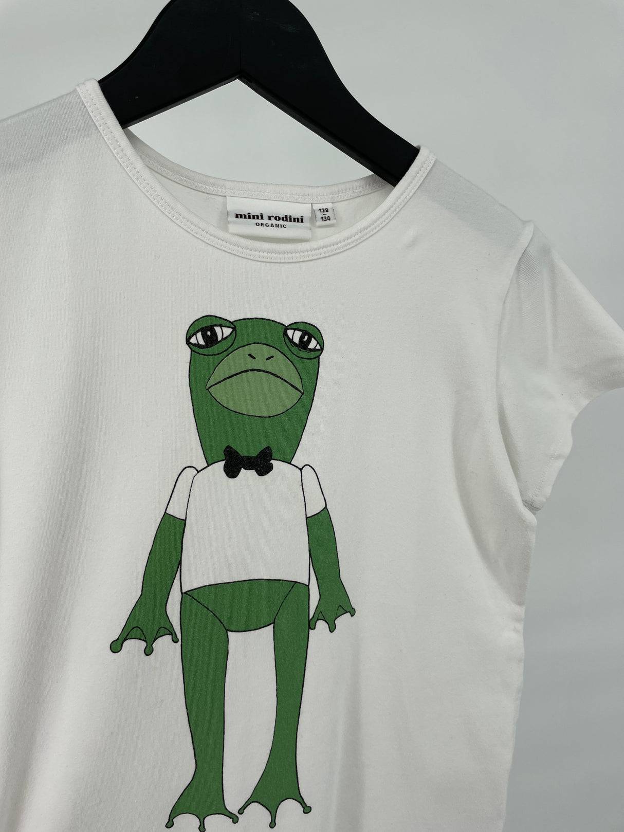 T-shirt Wit met Kikker Maat 128 / 134