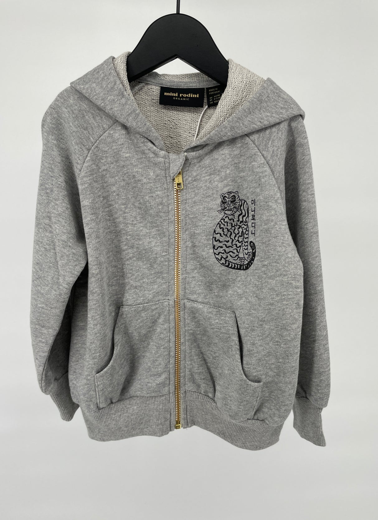 Vest Capuchon Grijs met Tijger Maat 92 / 98