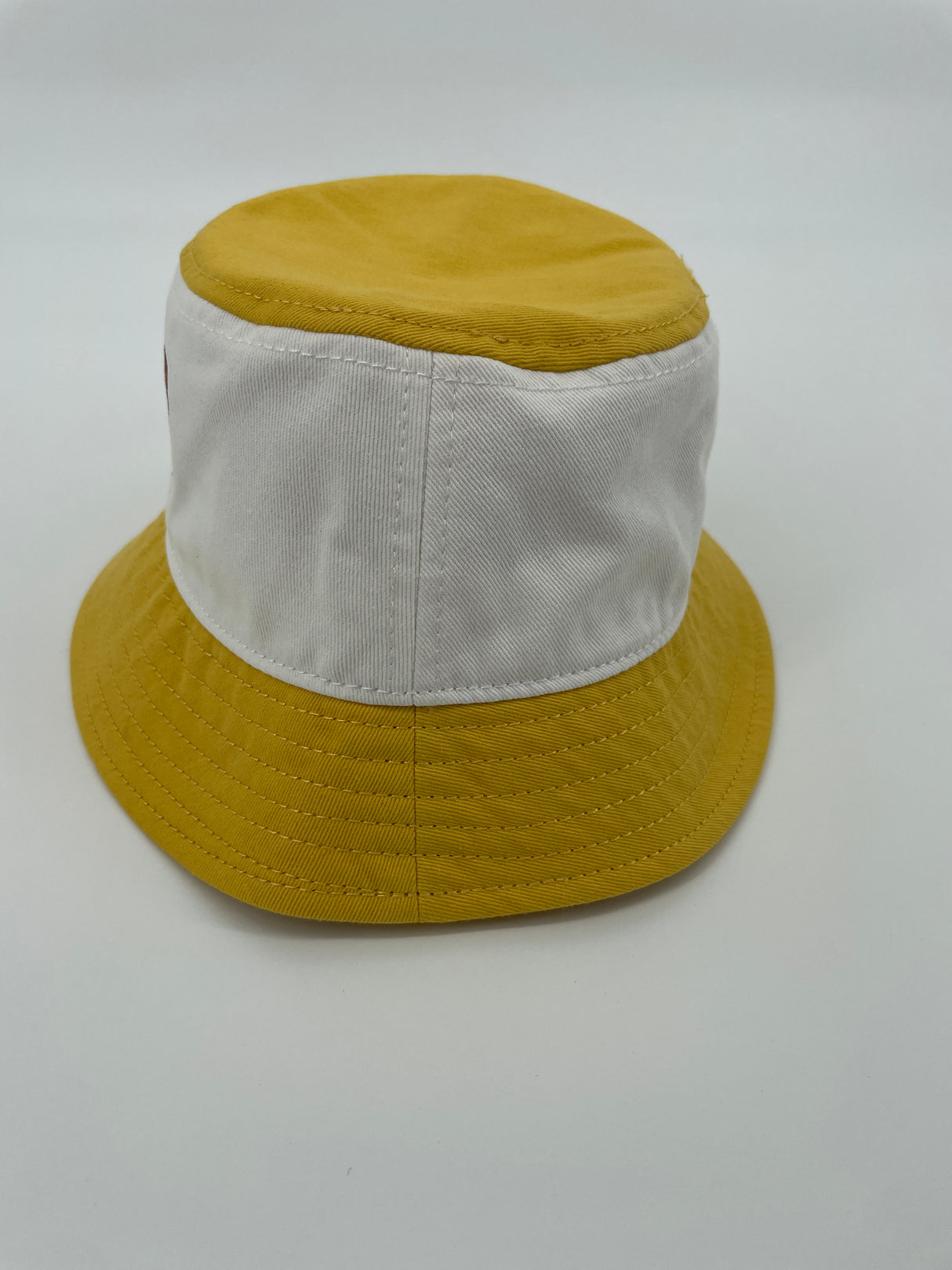 Vissershoedje Geel Wit Muizen 9 Mnd - 3 Jaar