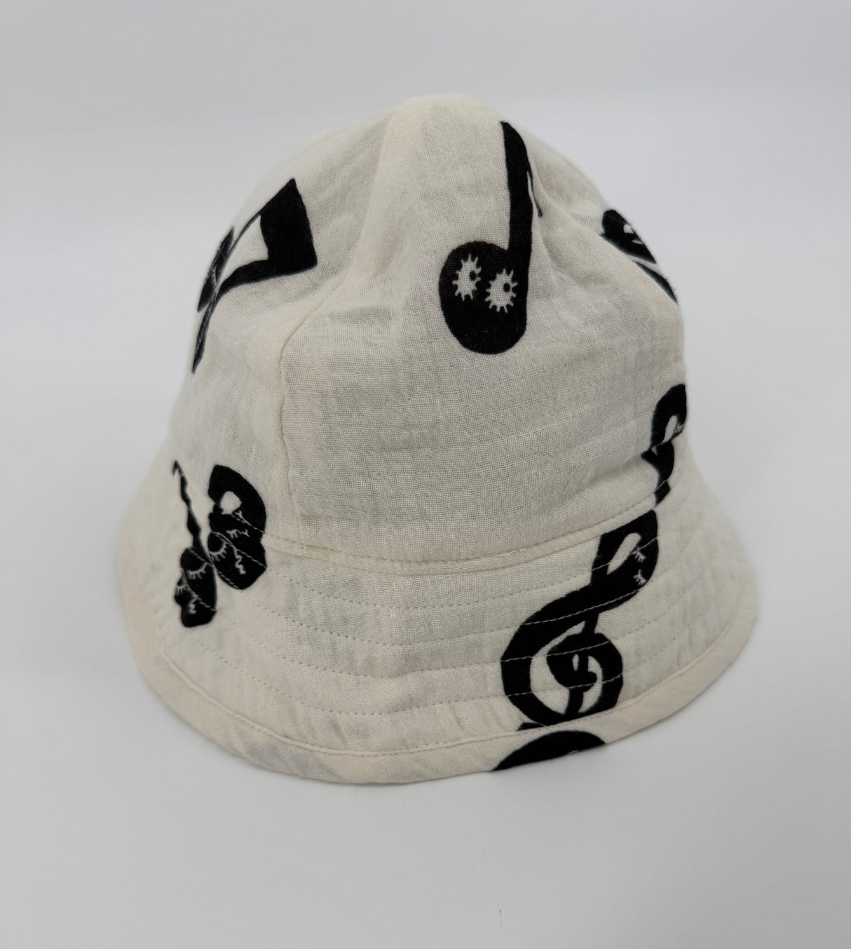 Zonnehoedje Beige Muzieknoten Maat 9 Mnd - 3 Jaar