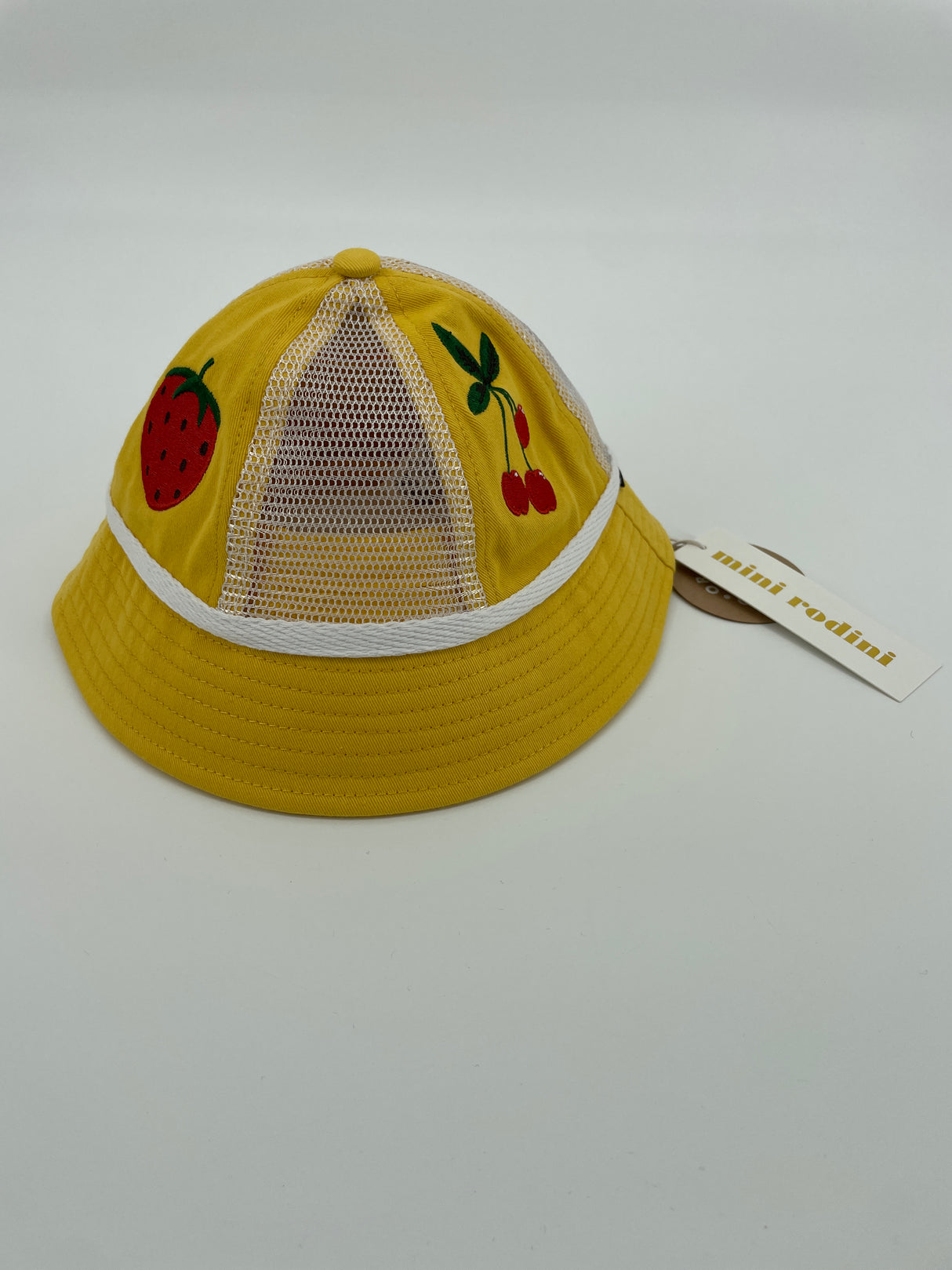 Zonnehoedje Geel Wit met Zomerfruit
