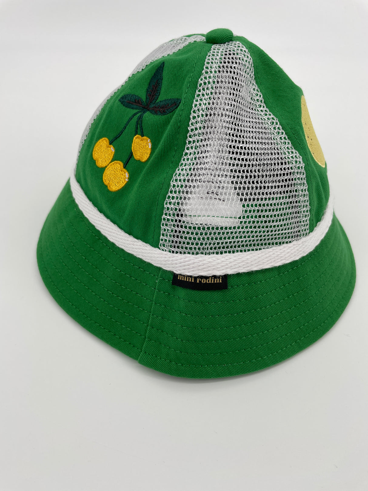 Zonnehoedje Groen Wit met Zomerfruit