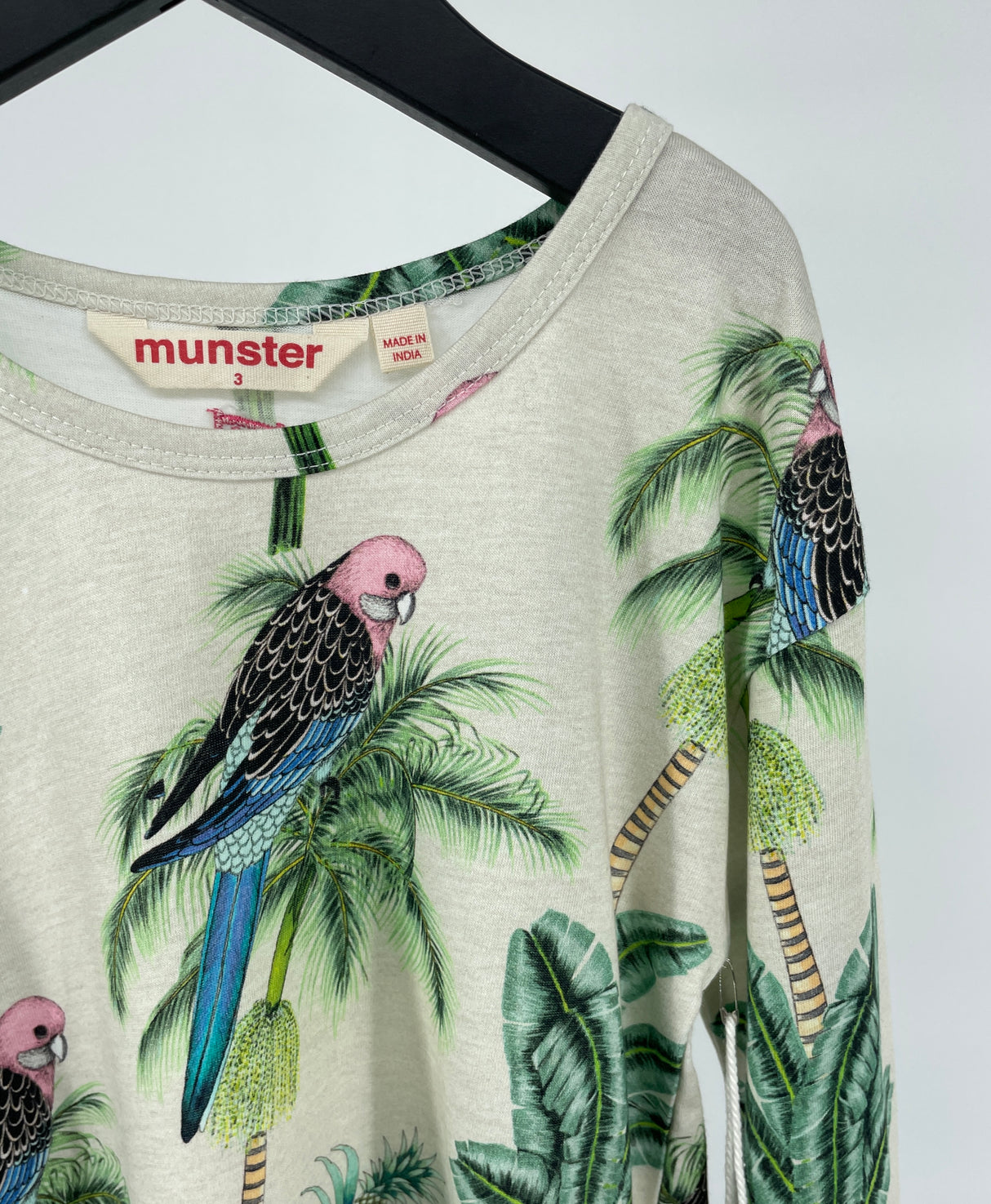 Longsleeve Beige met Palmbomen en Vogel Print