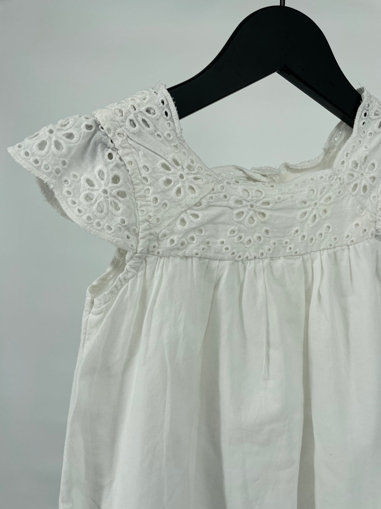 Jurkje Wit Broderie Maat 86