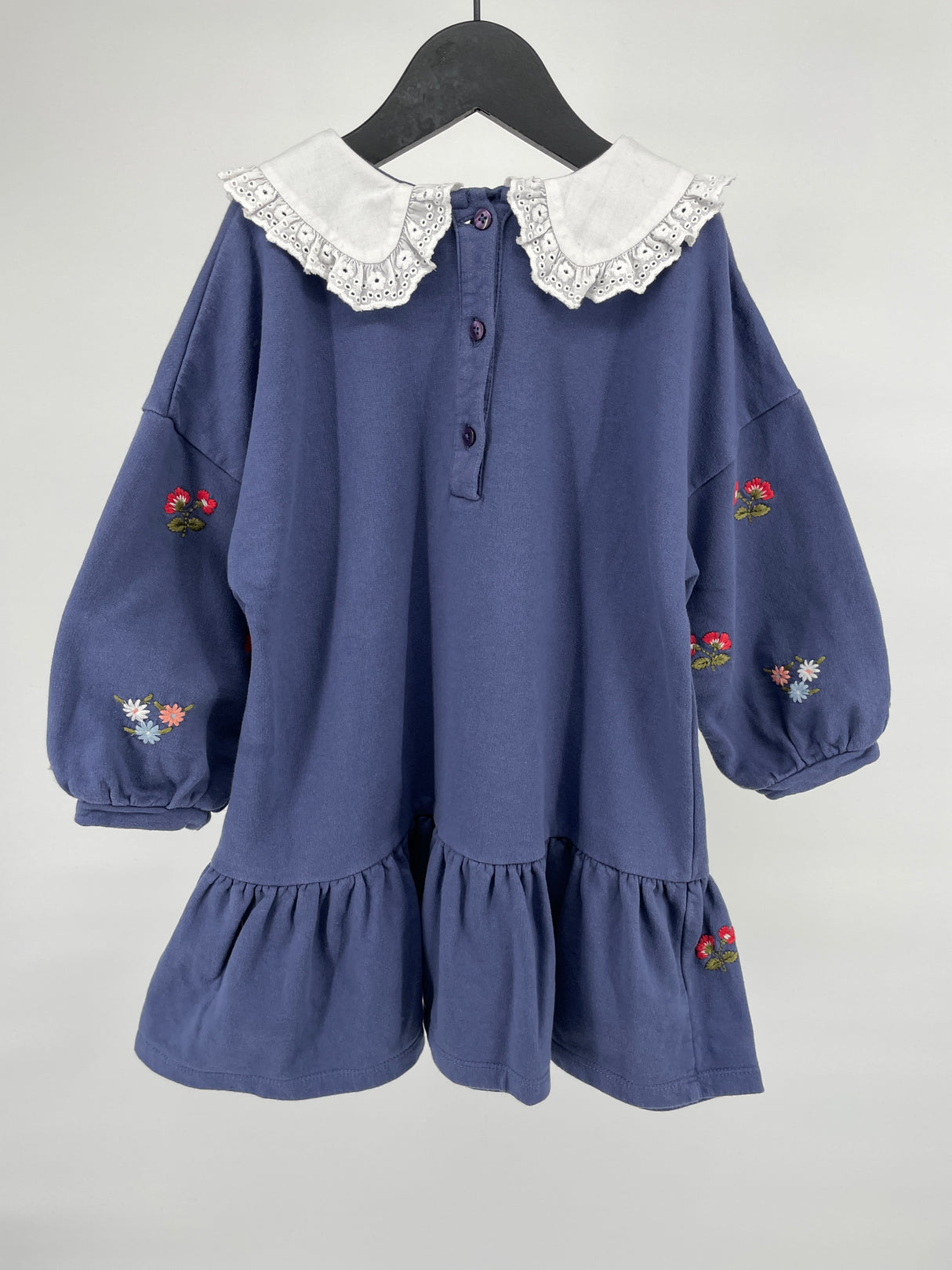 Jurk Blauw Bloemetjes en Kraag Maat 104