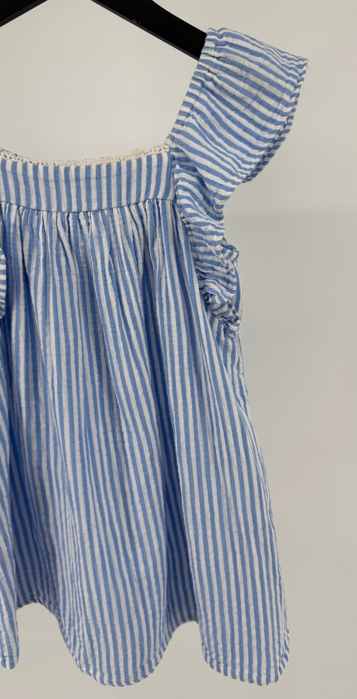 Jurk Blauw Wit Gestreept Mouwloos Roesjes Maat 110