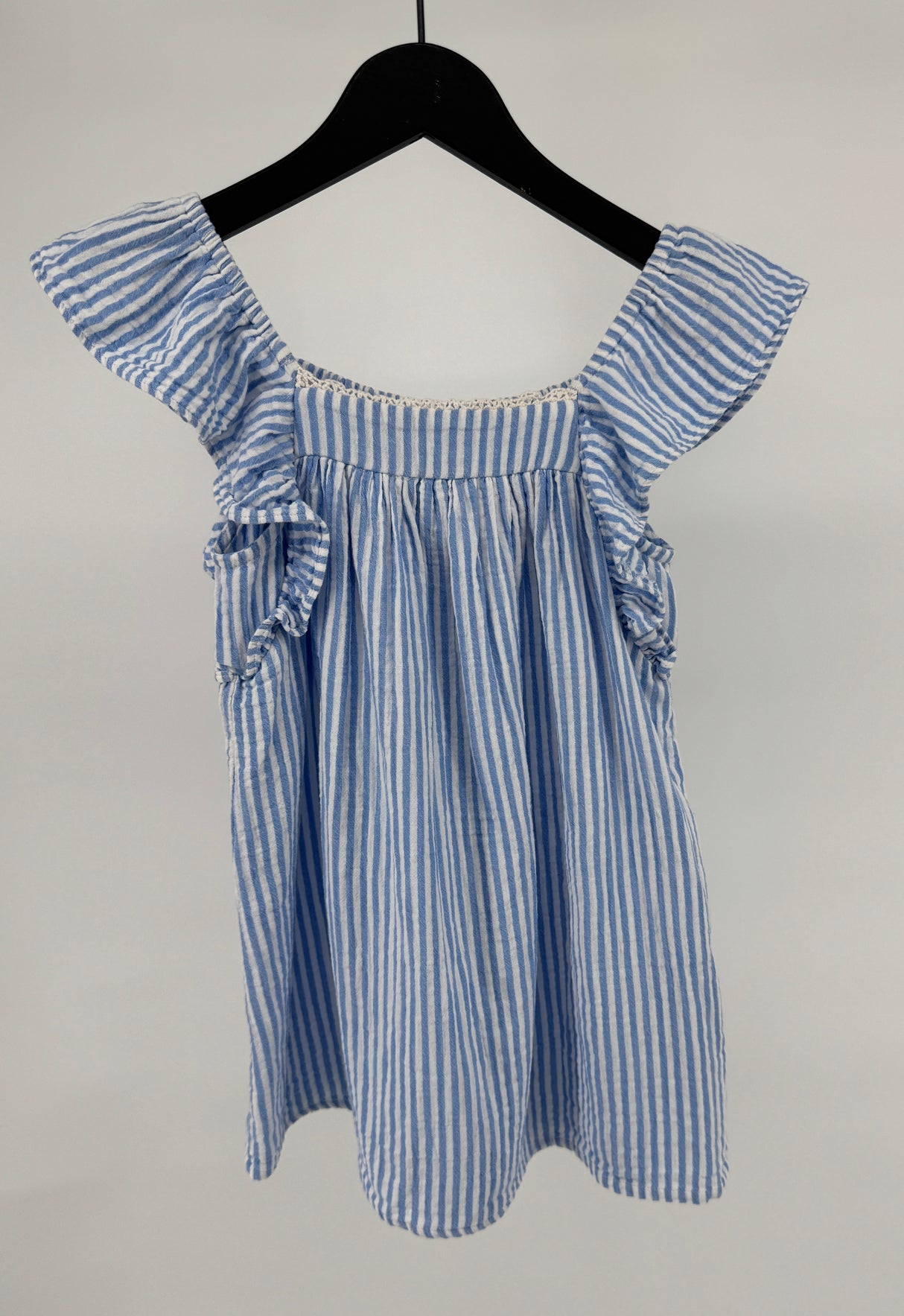 Jurk Blauw Wit Gestreept Mouwloos Roesjes Maat 110