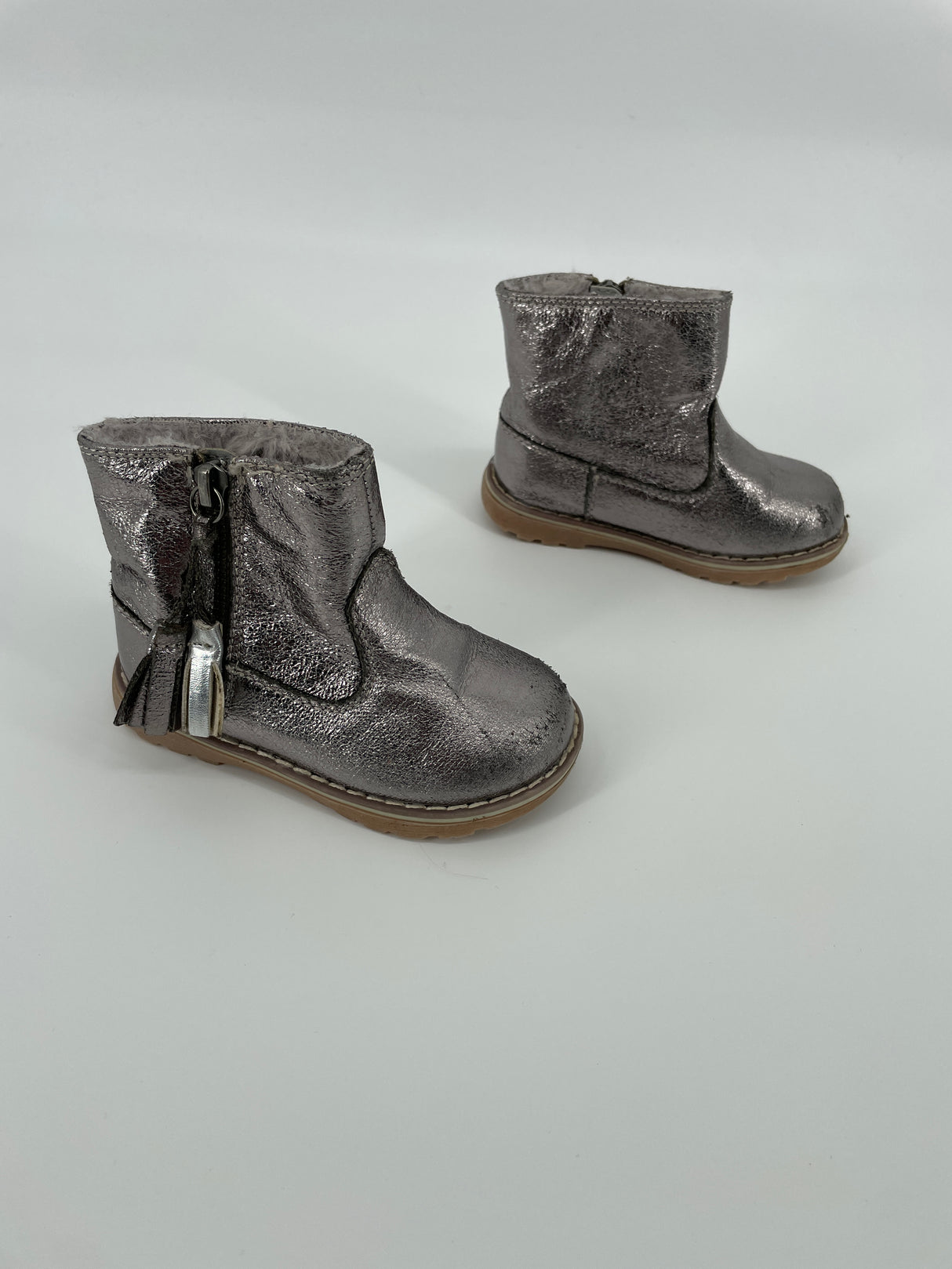 Laarsjes Zilver Gevoerd Maat 21,5