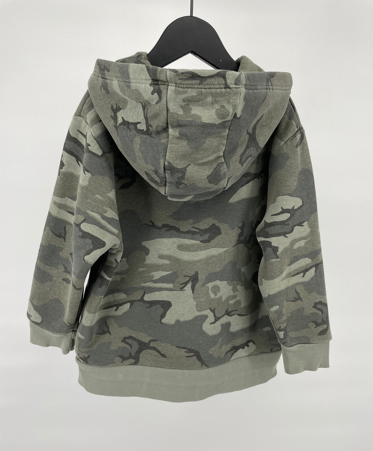 Vest Capuchon Groen Camouflage Maat 104