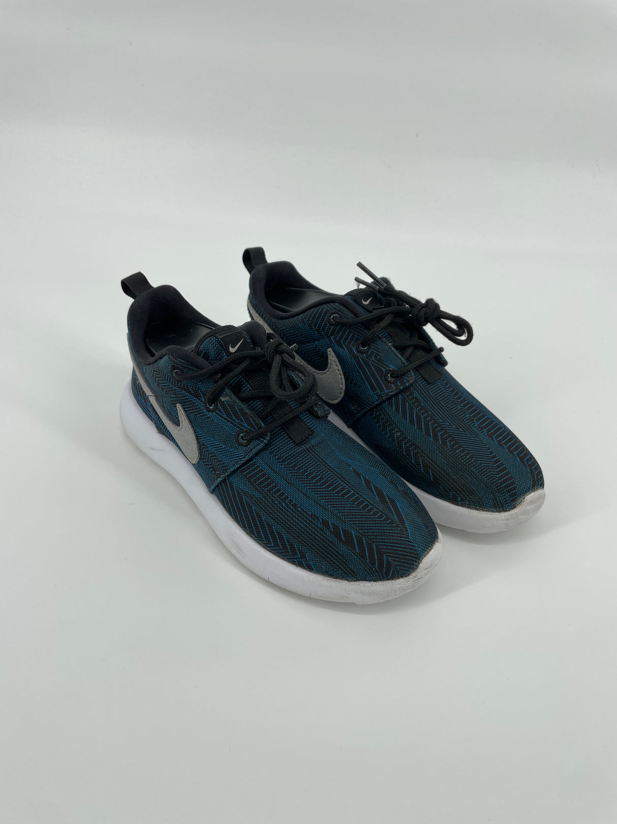 Roshe One Run Print Blauw Zwart Maat 33