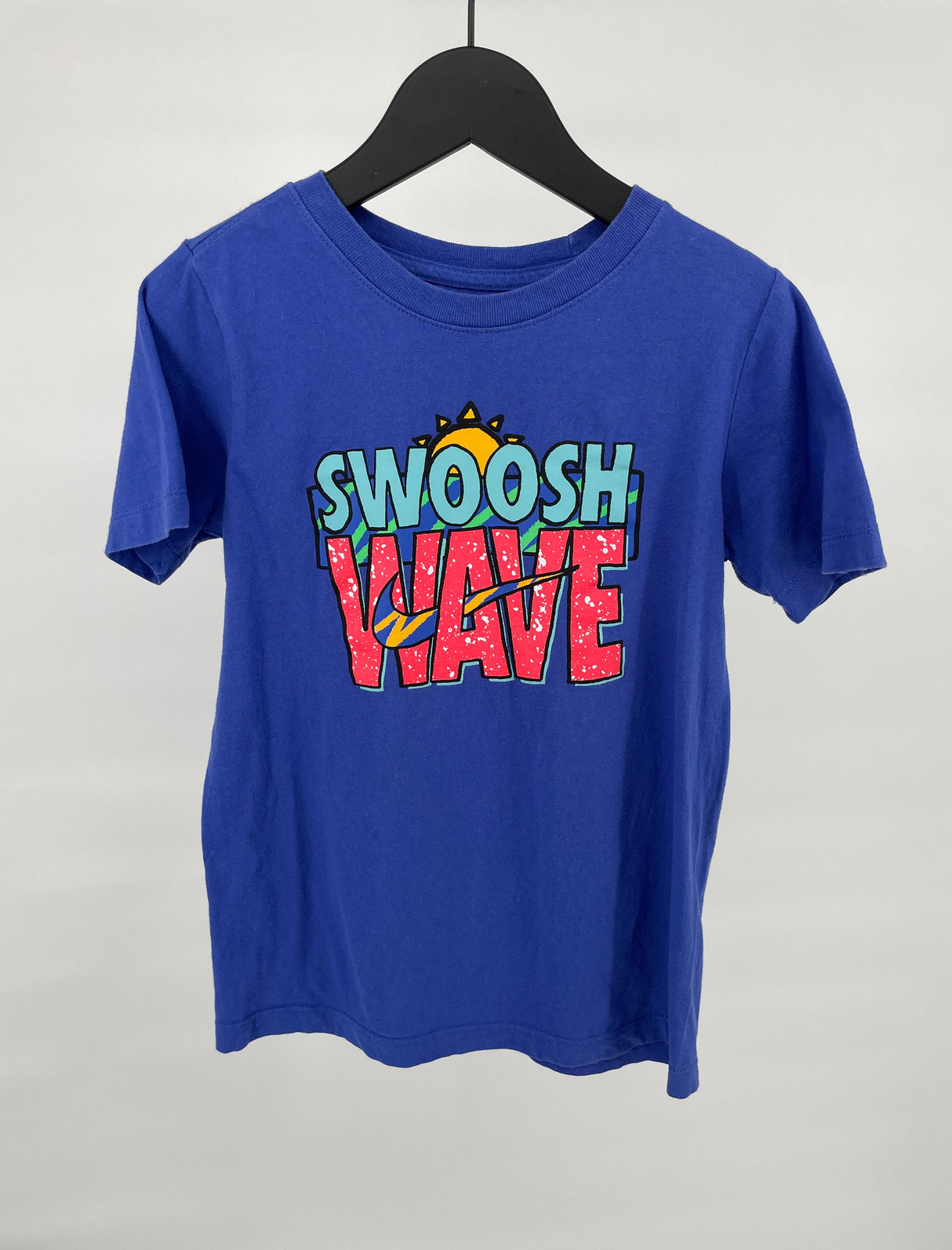 T-shirt Paars Swoosh Wave Maat 128 / 134