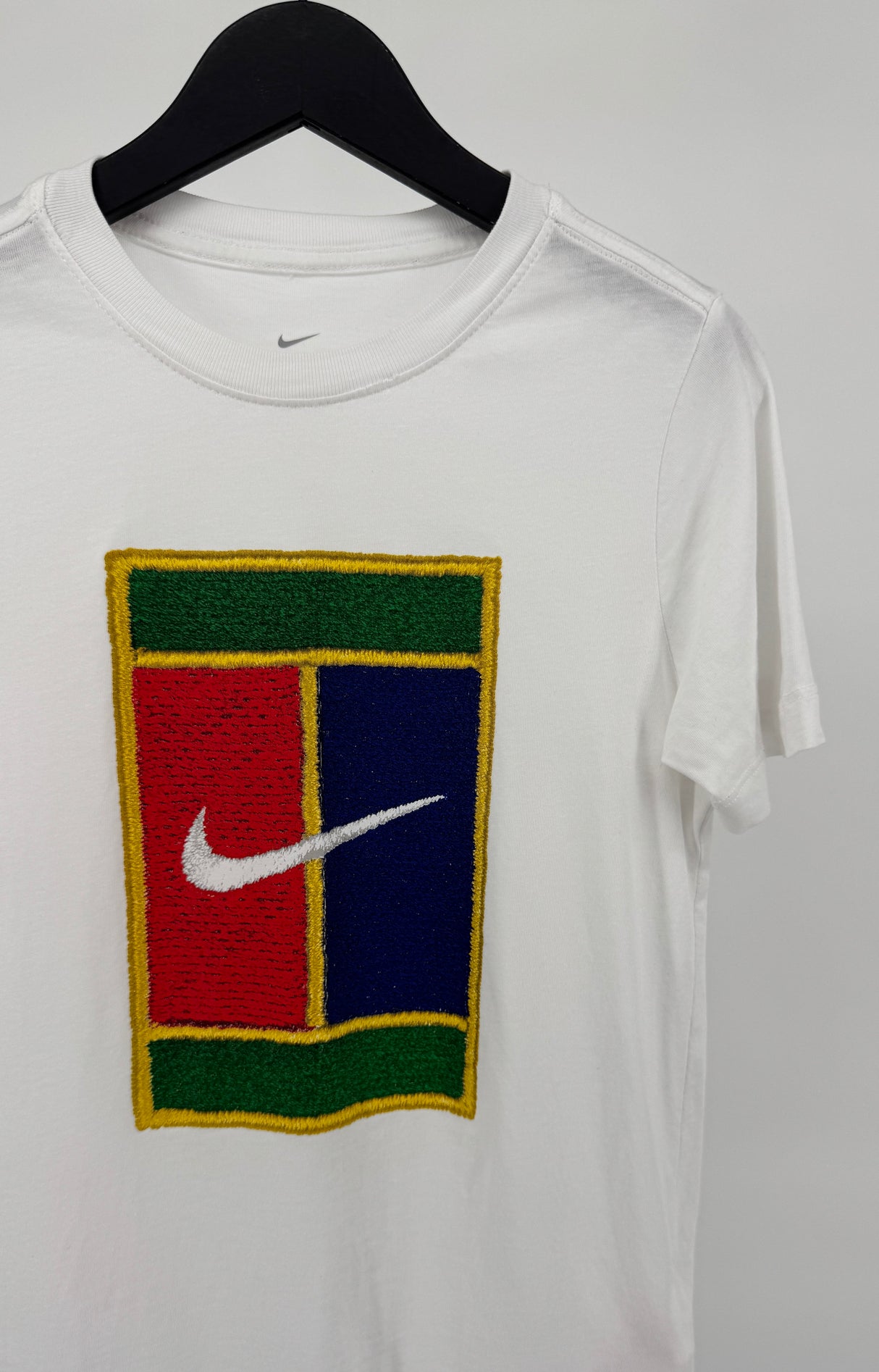 T-shirt Wit Tennis Court Print Maat 140 / 146