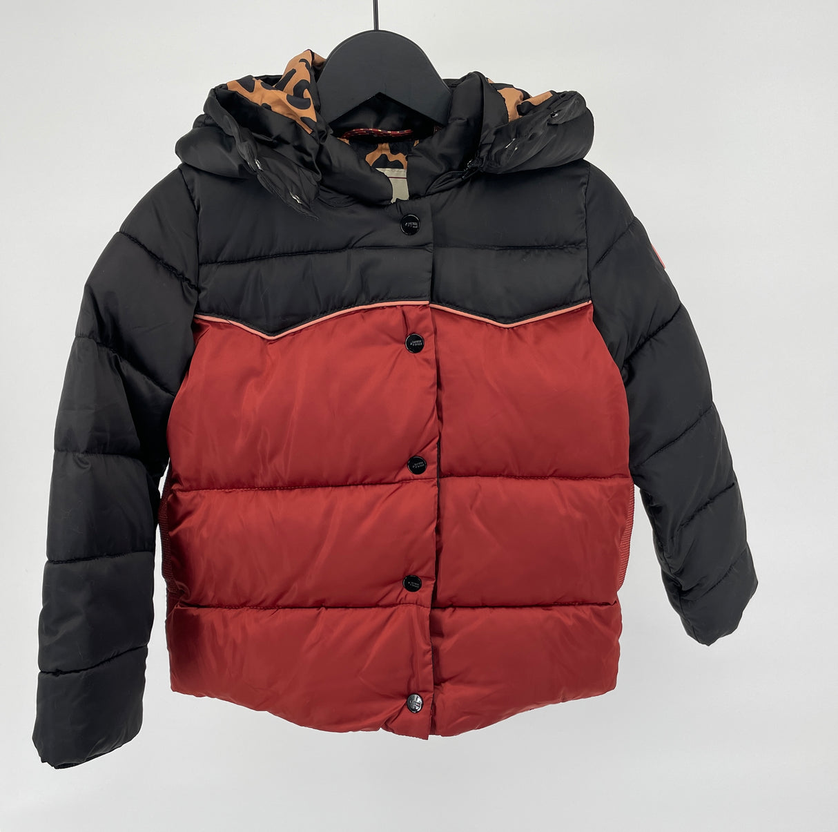 Jas Rood Zwart Maat 116