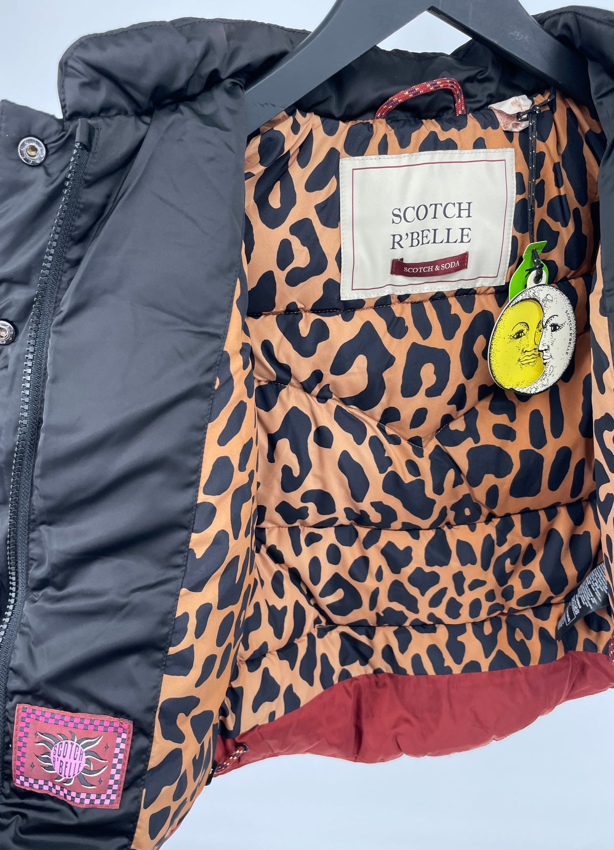 Jas Rood Zwart Maat 116