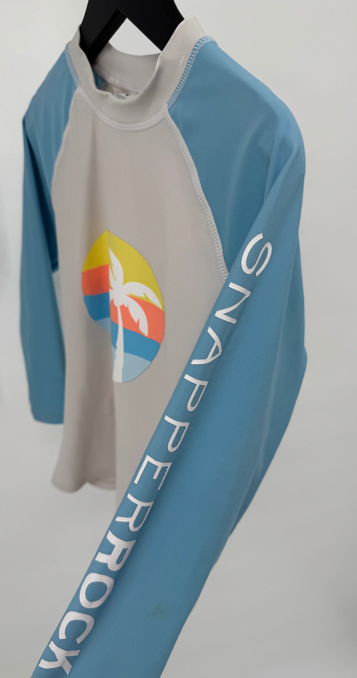 UV Surf Shirt Lange Mouw Beige Blauw Palmboom Maat 116