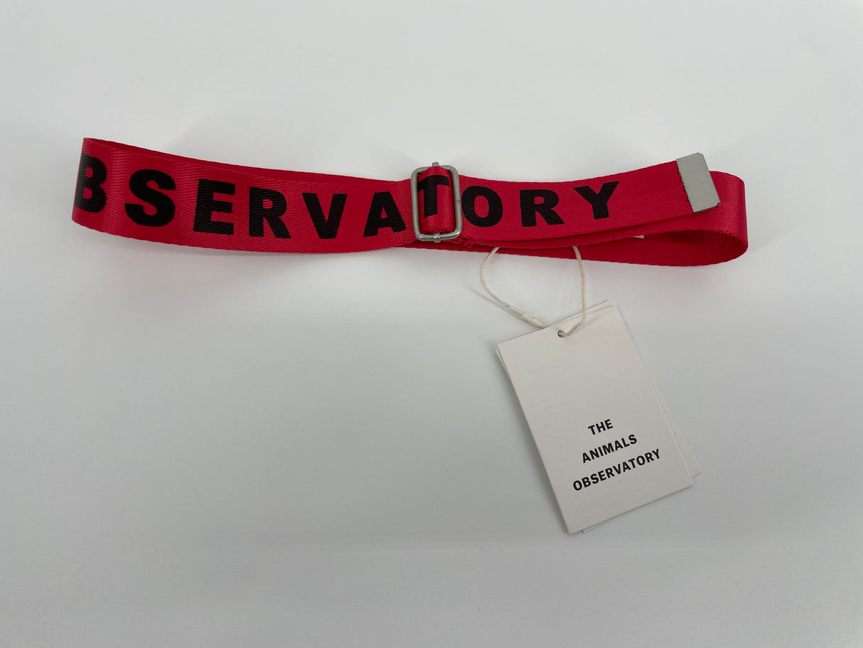 Riem Rood met Logo Tekst