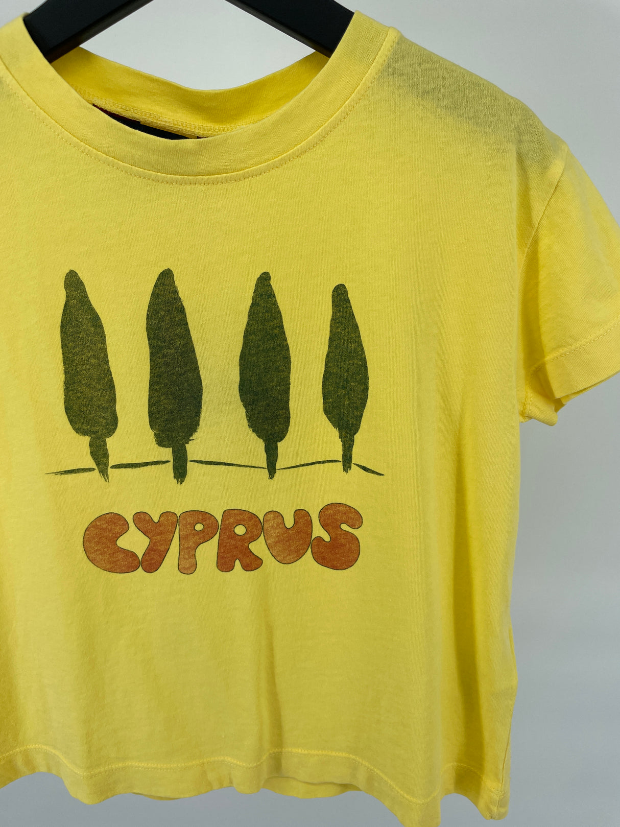 T-shirt Geel Cyprus Maat 104