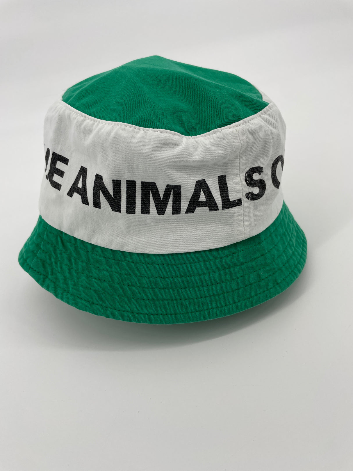 Vissershoedje Groen Wit Logo